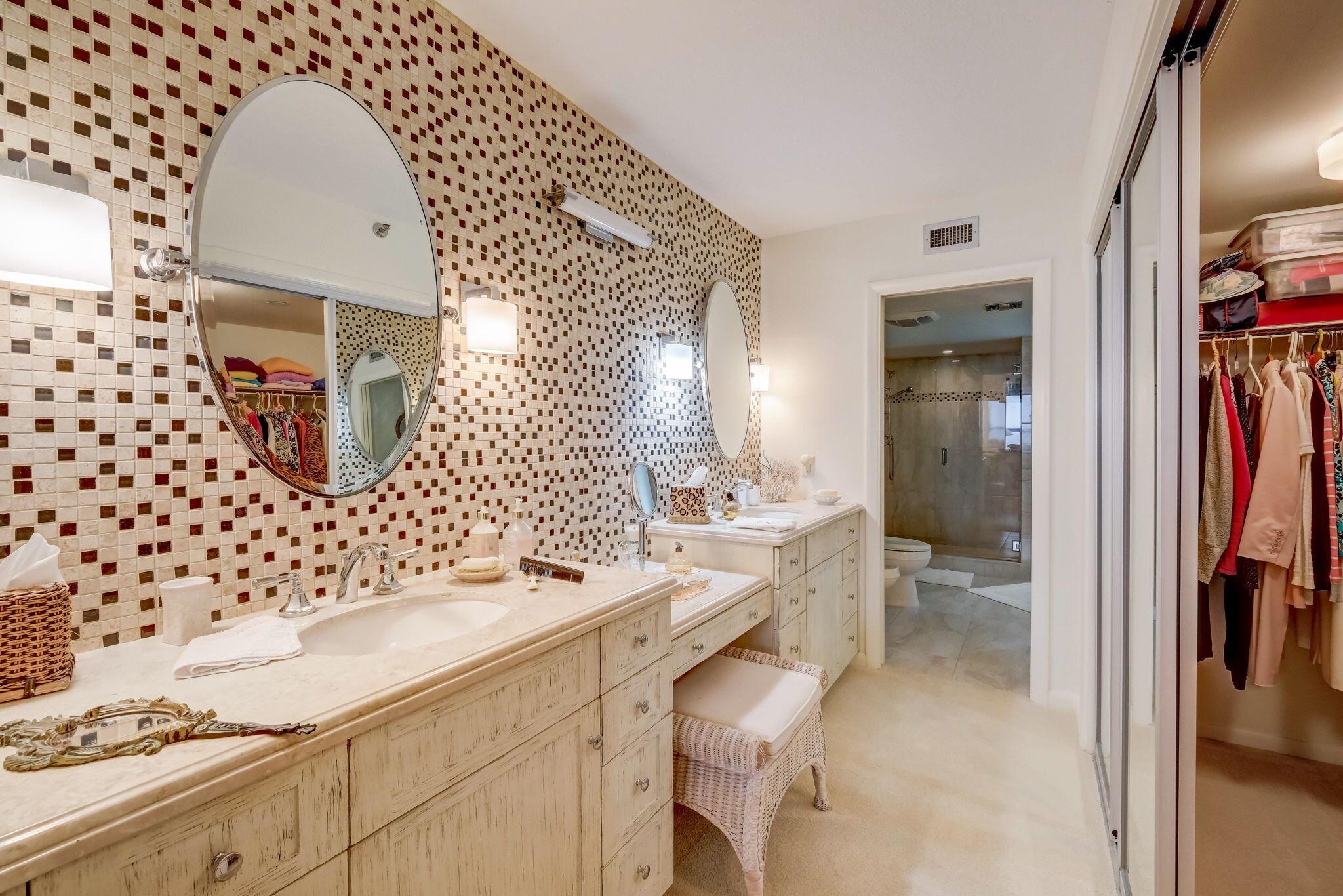 19670 Beach Road C513