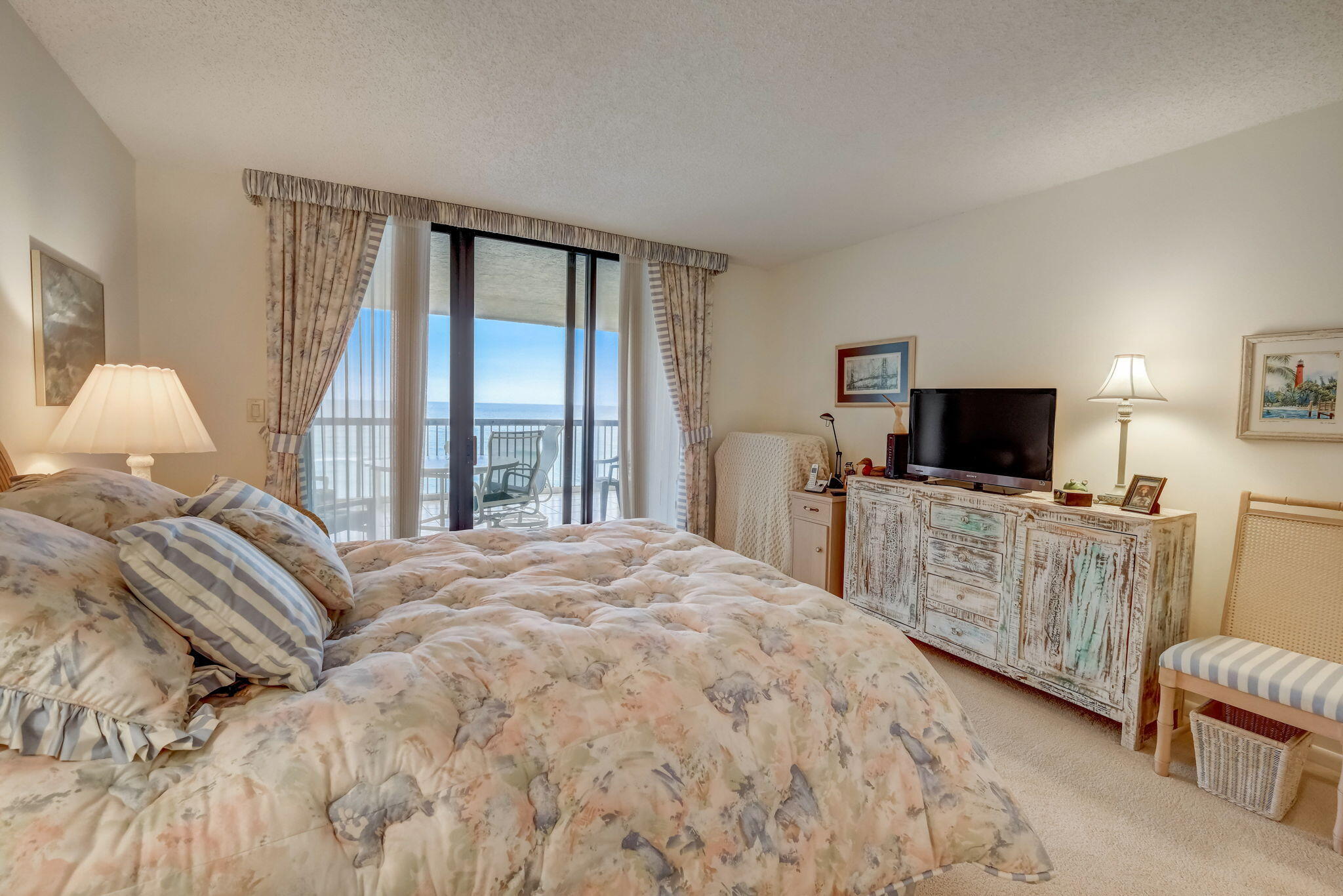 19670 Beach Road C513