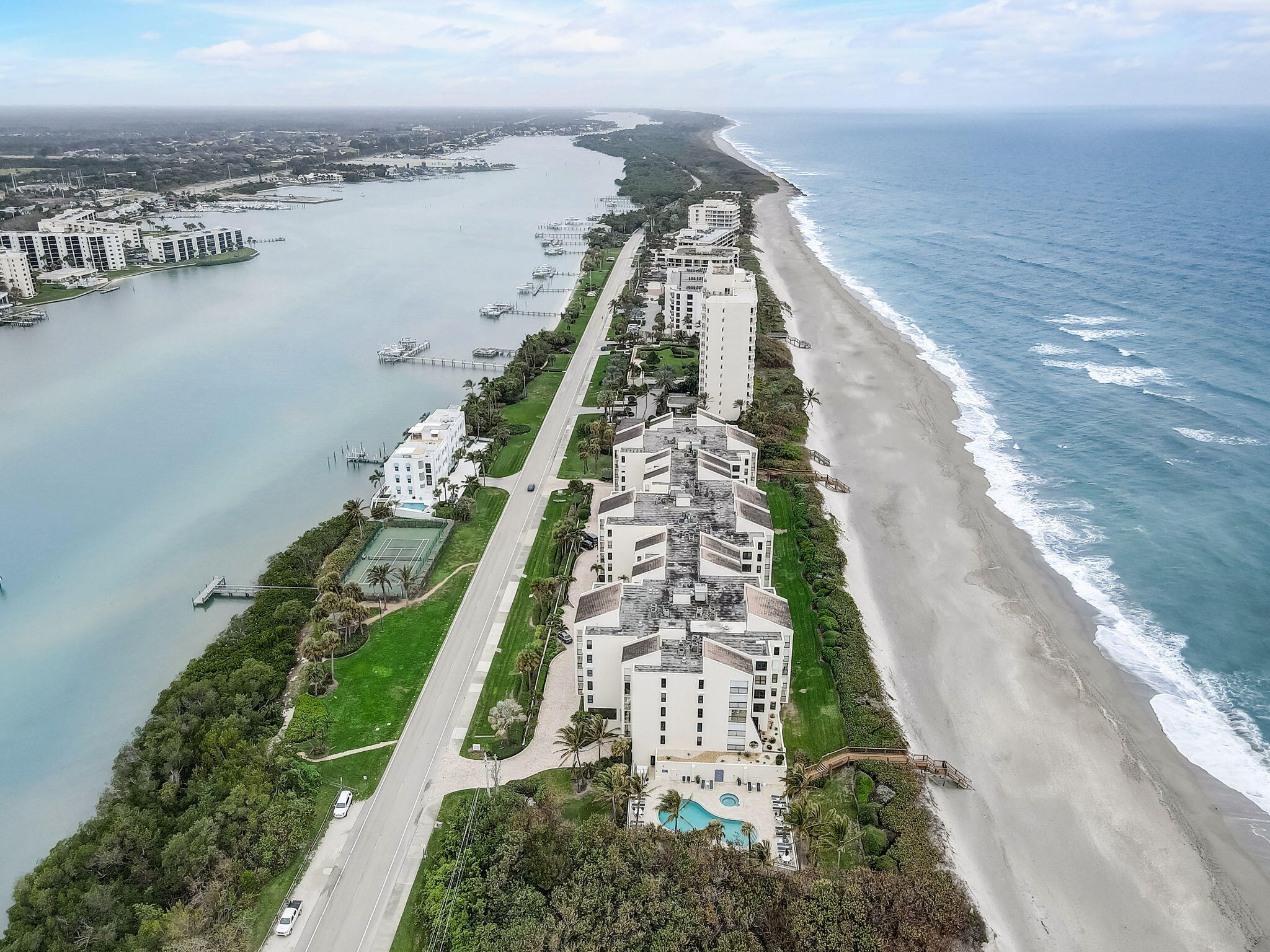 19670 Beach Road C513