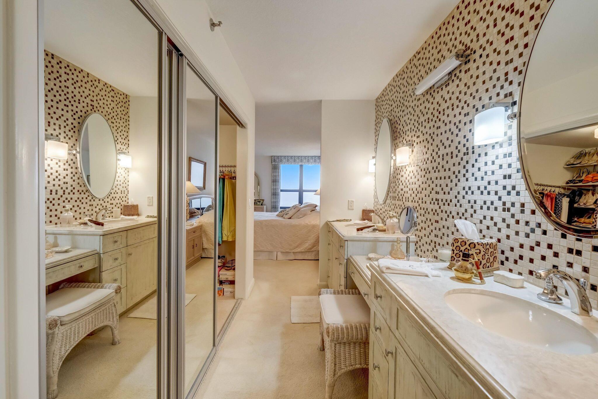 19670 Beach Road C513