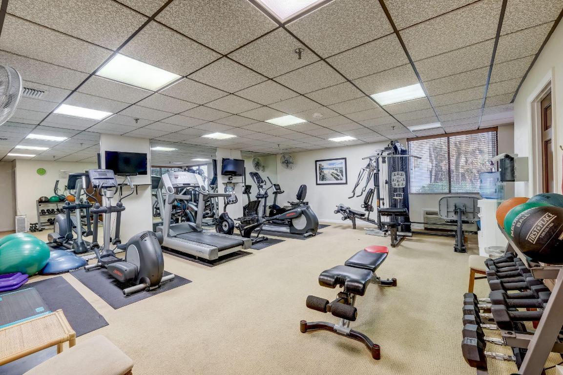 19670 Beach Road C513