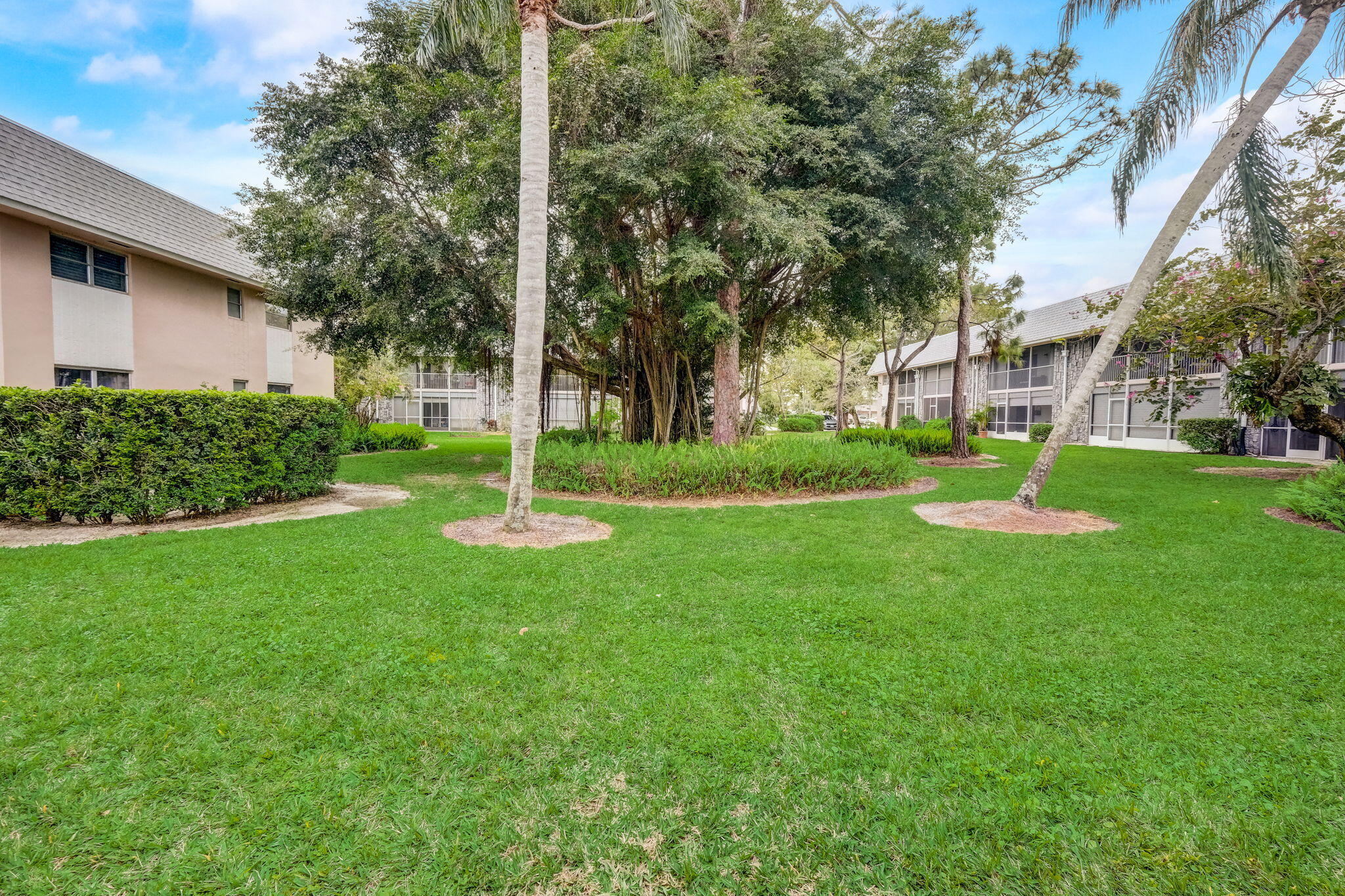 18081 SE Country Club Drive 72