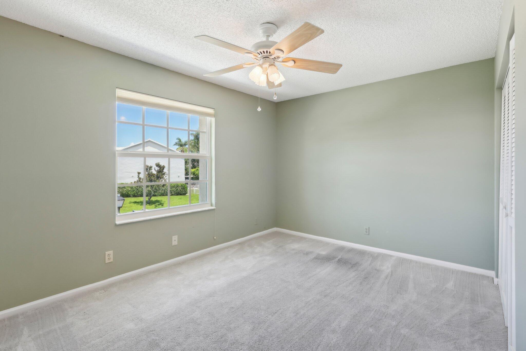 18180 SE Wood Haven Lane