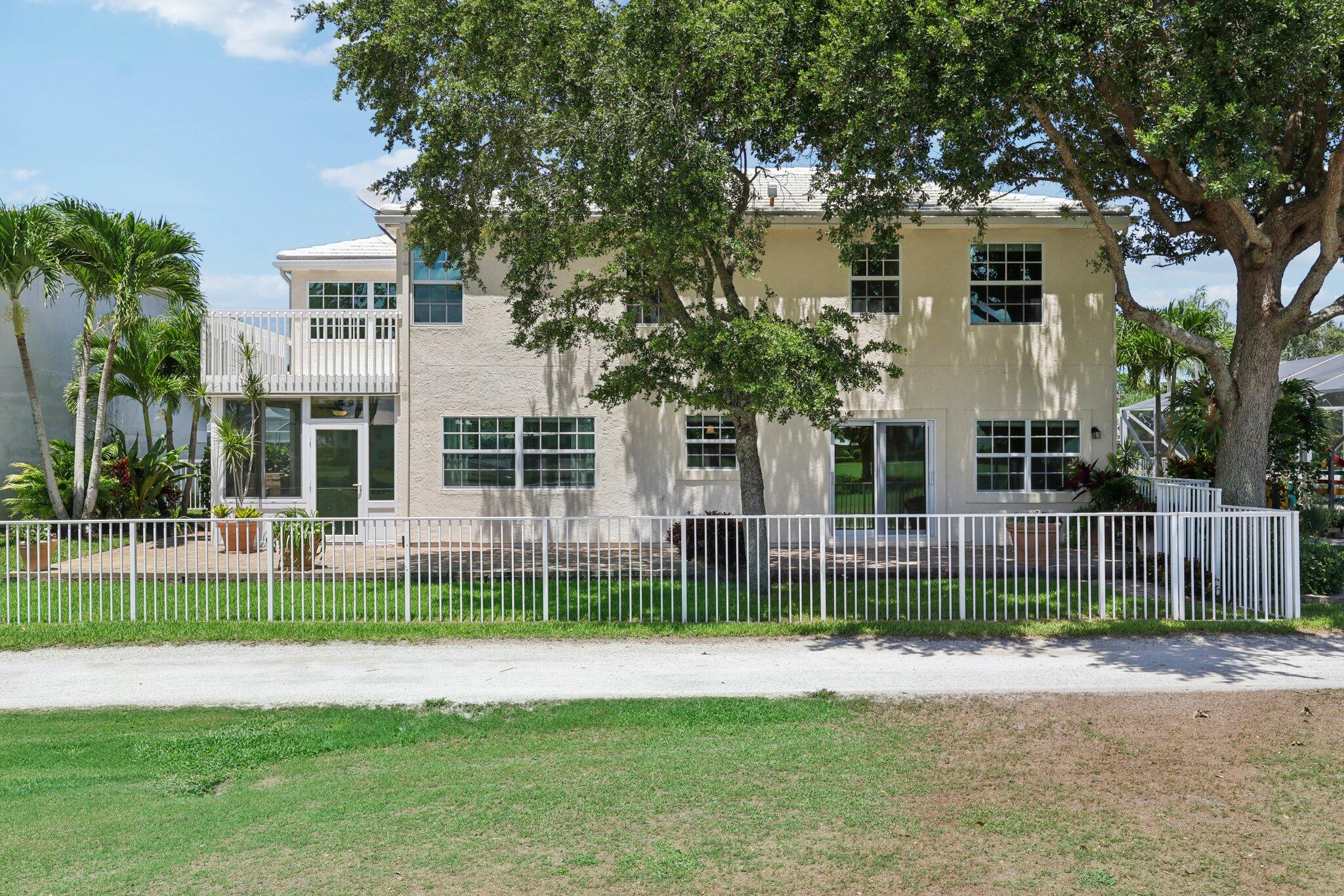 18180 SE Wood Haven Lane