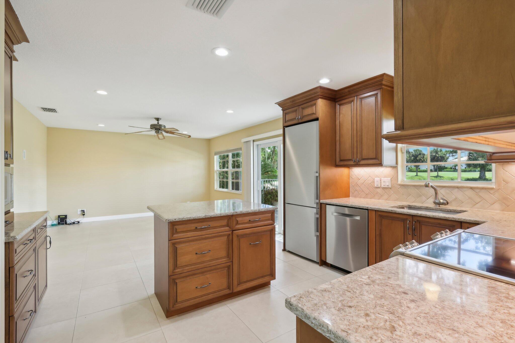 18180 SE Wood Haven Lane