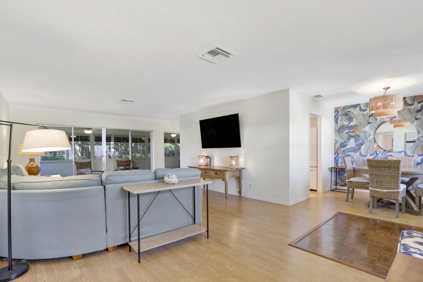 8574 SE Seagrape Way