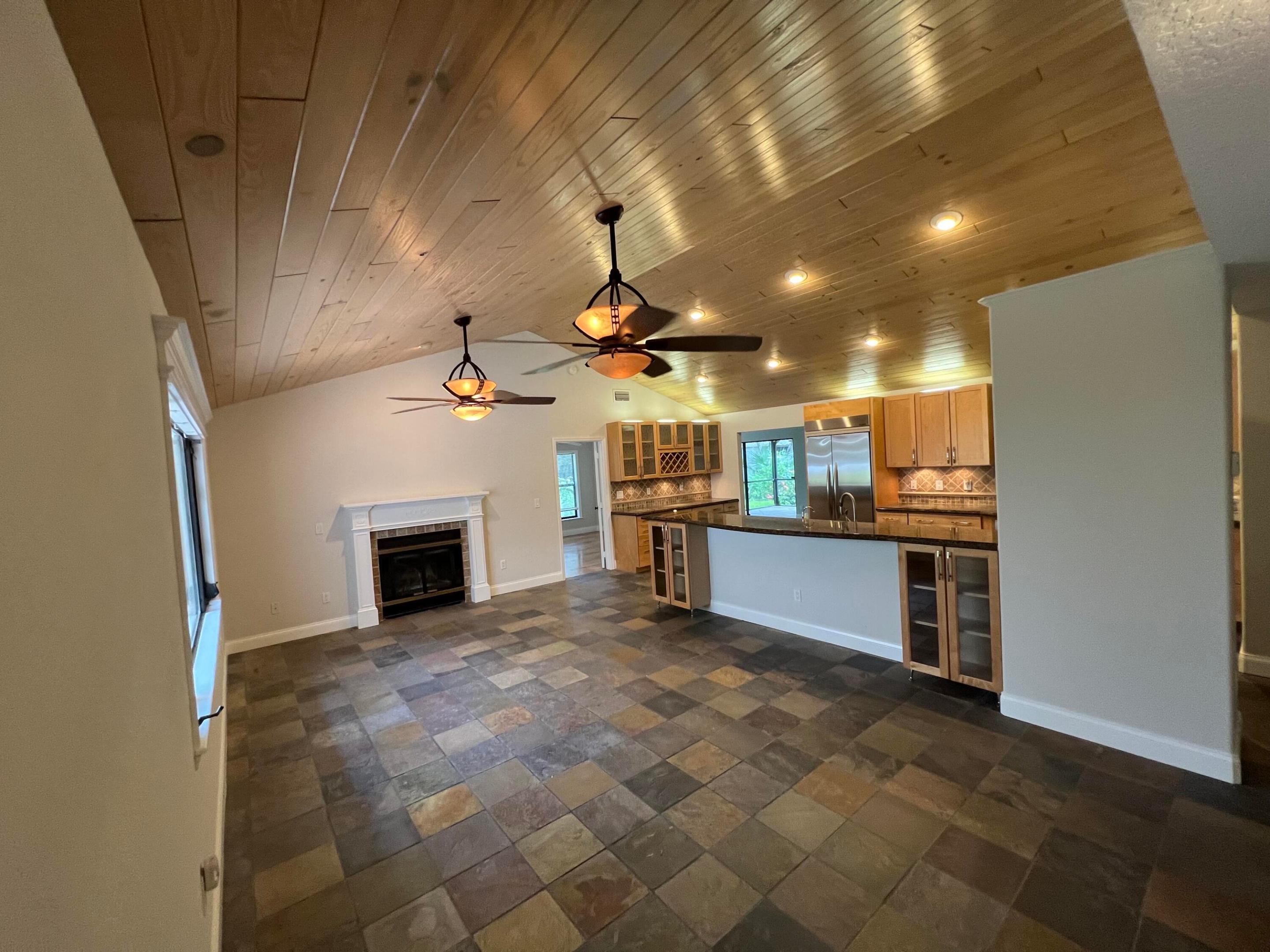 16700 96th Terrace N