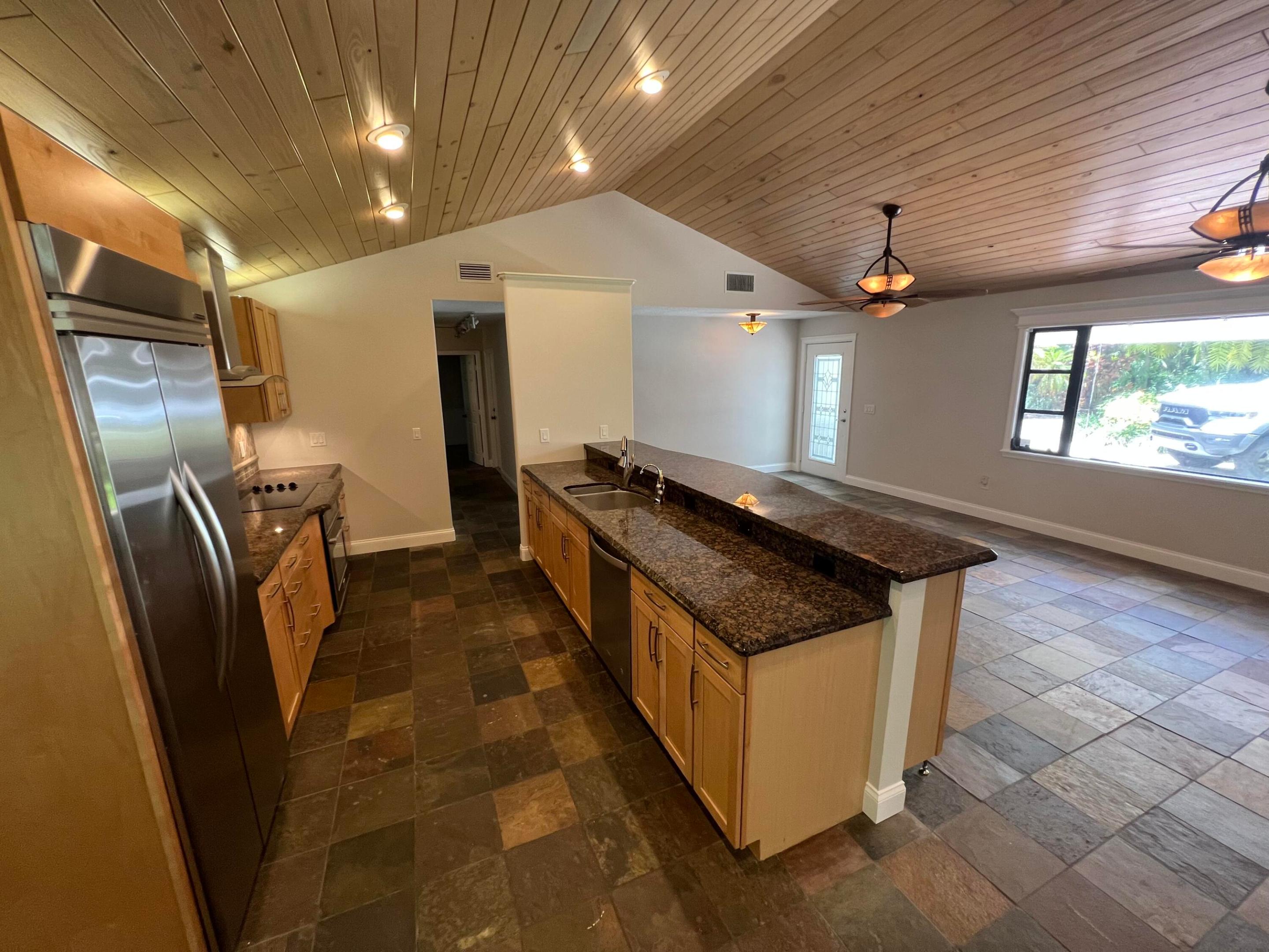 16700 96th Terrace N