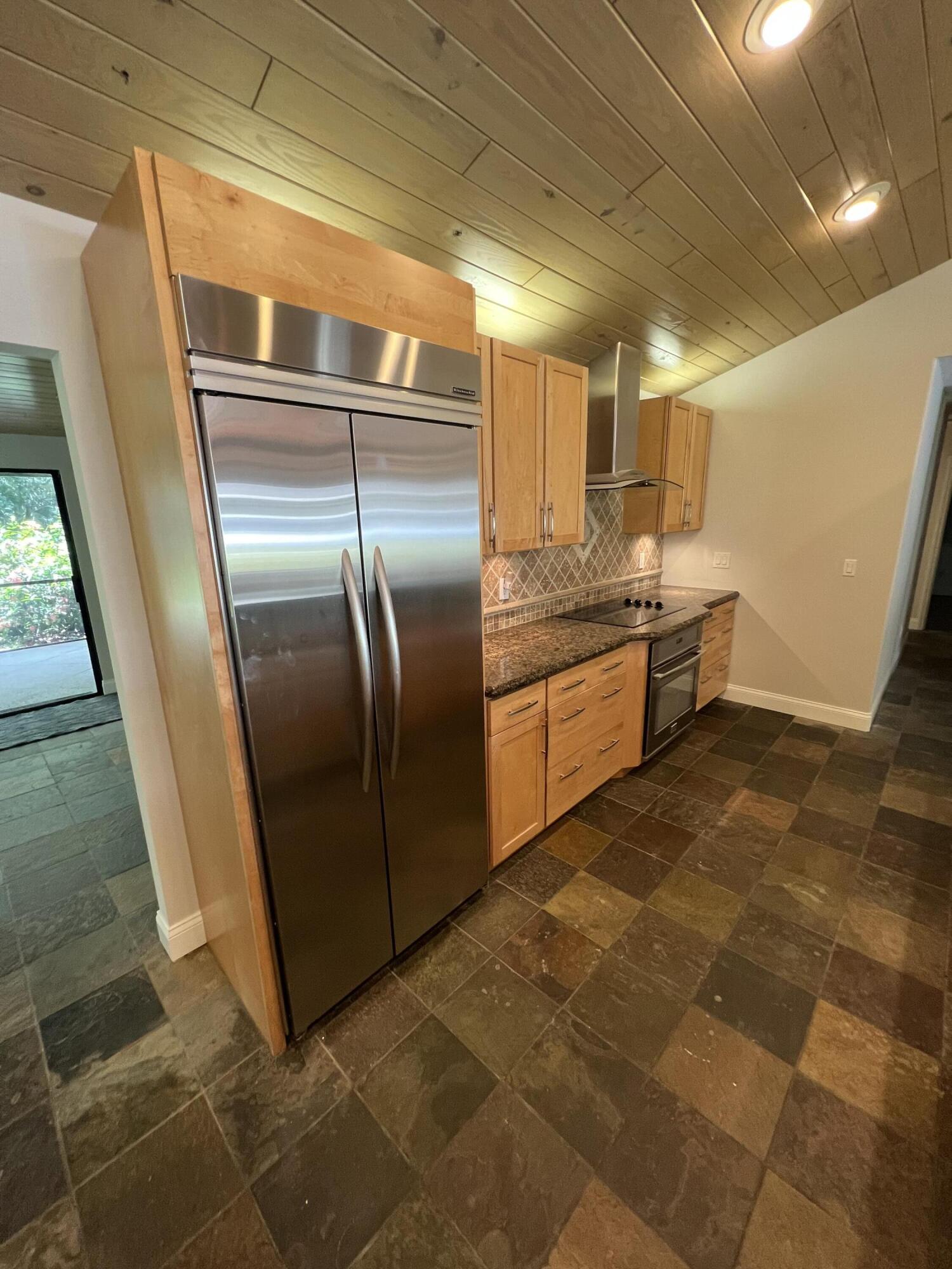 16700 96th Terrace N