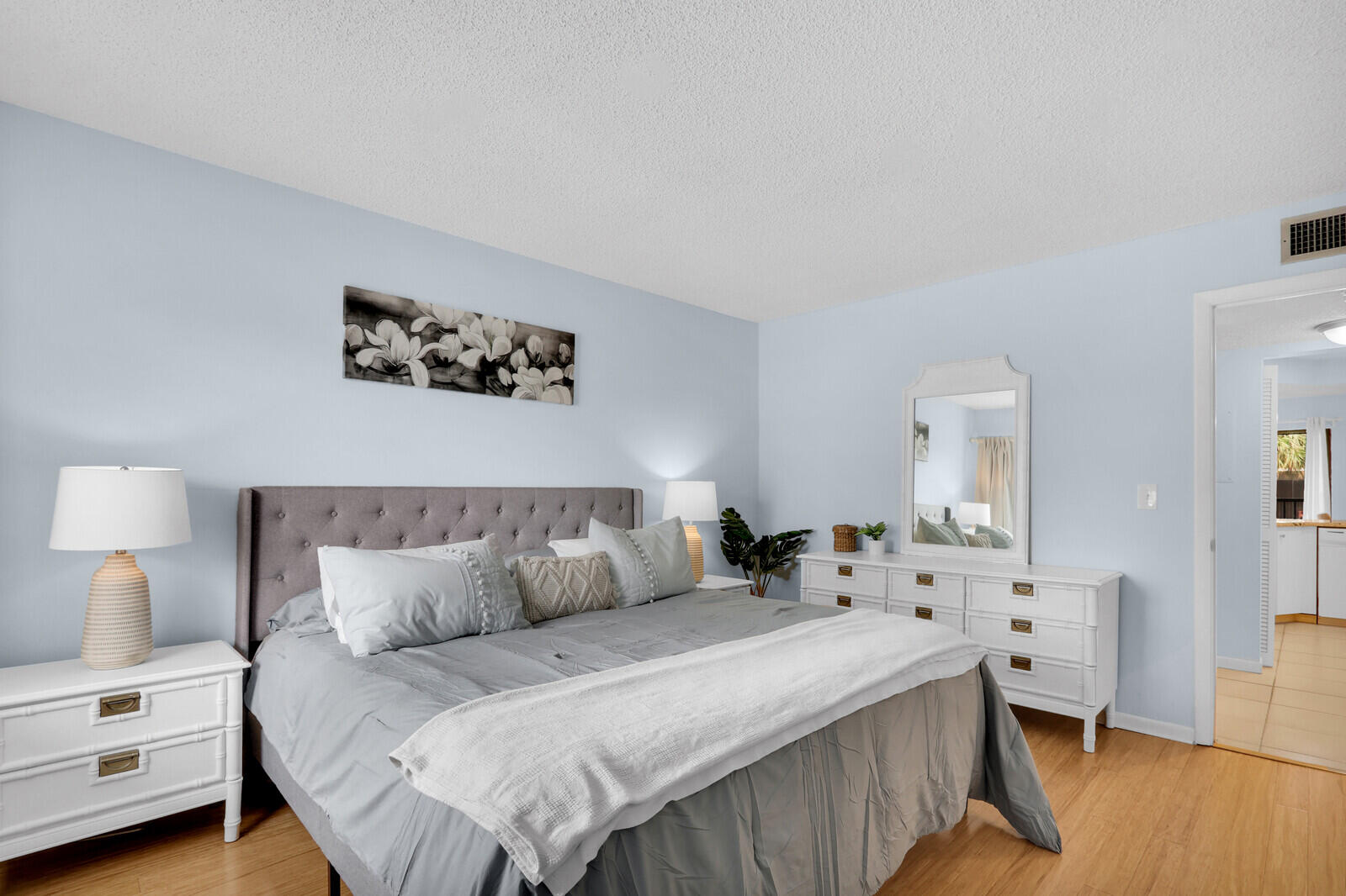 1605 S Us Highway 1 A204 A204