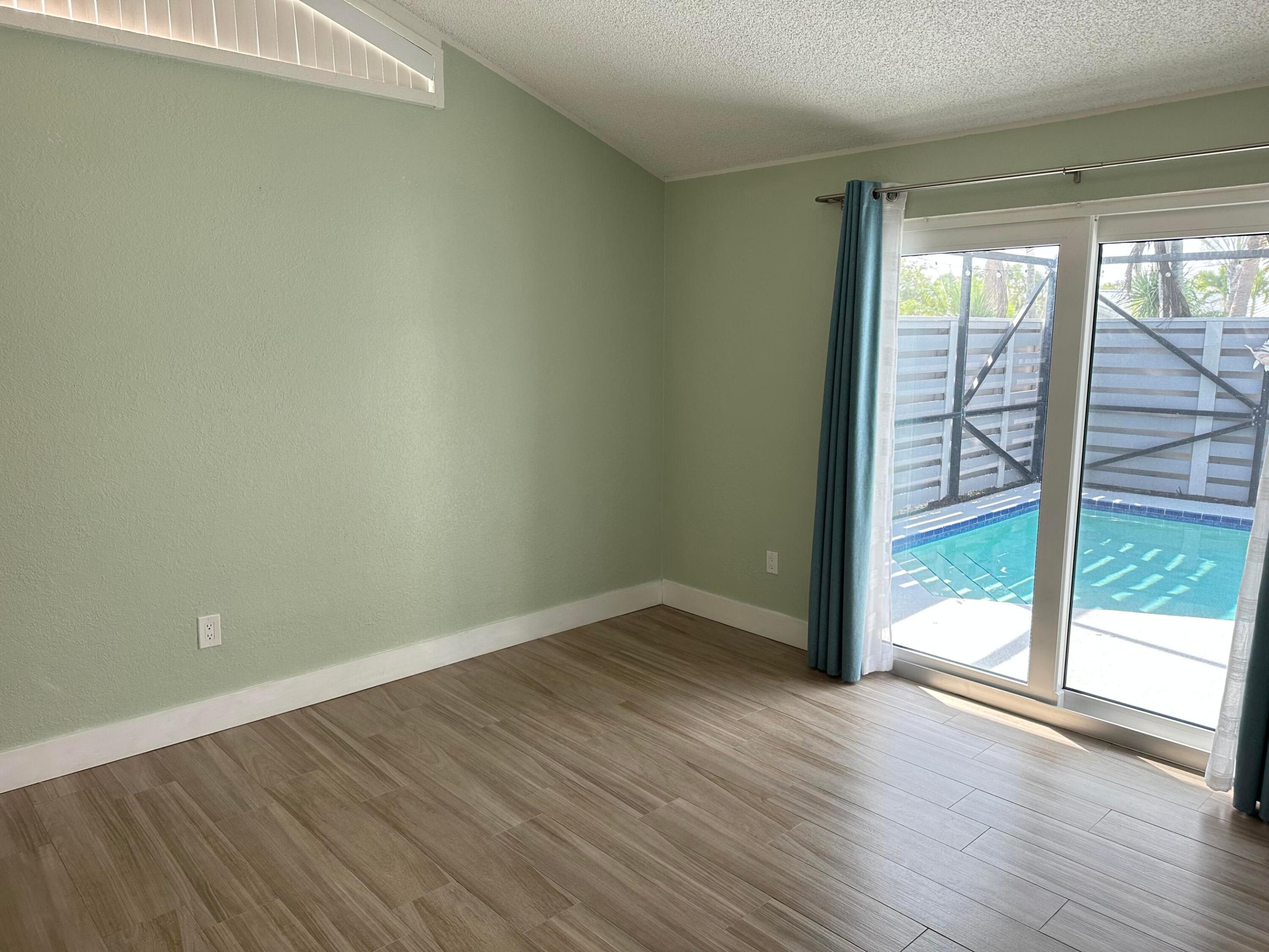 1801 S Us Highway 1 3b