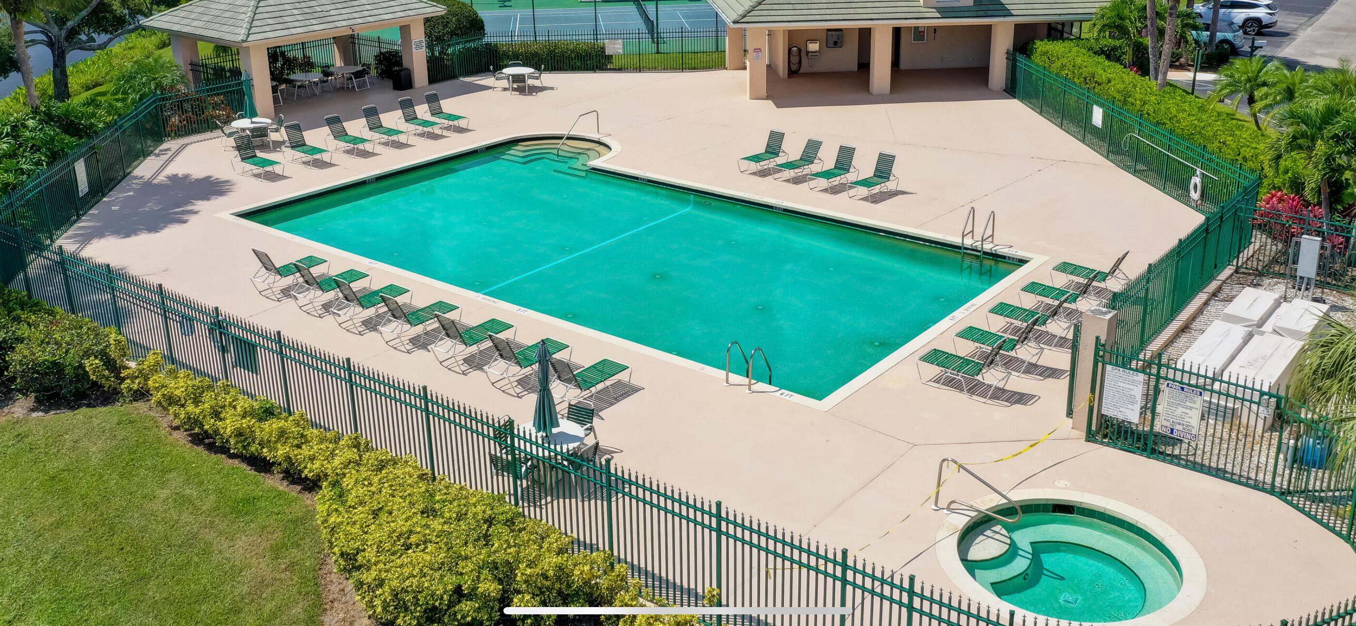 8276 SE Double Tree Drive