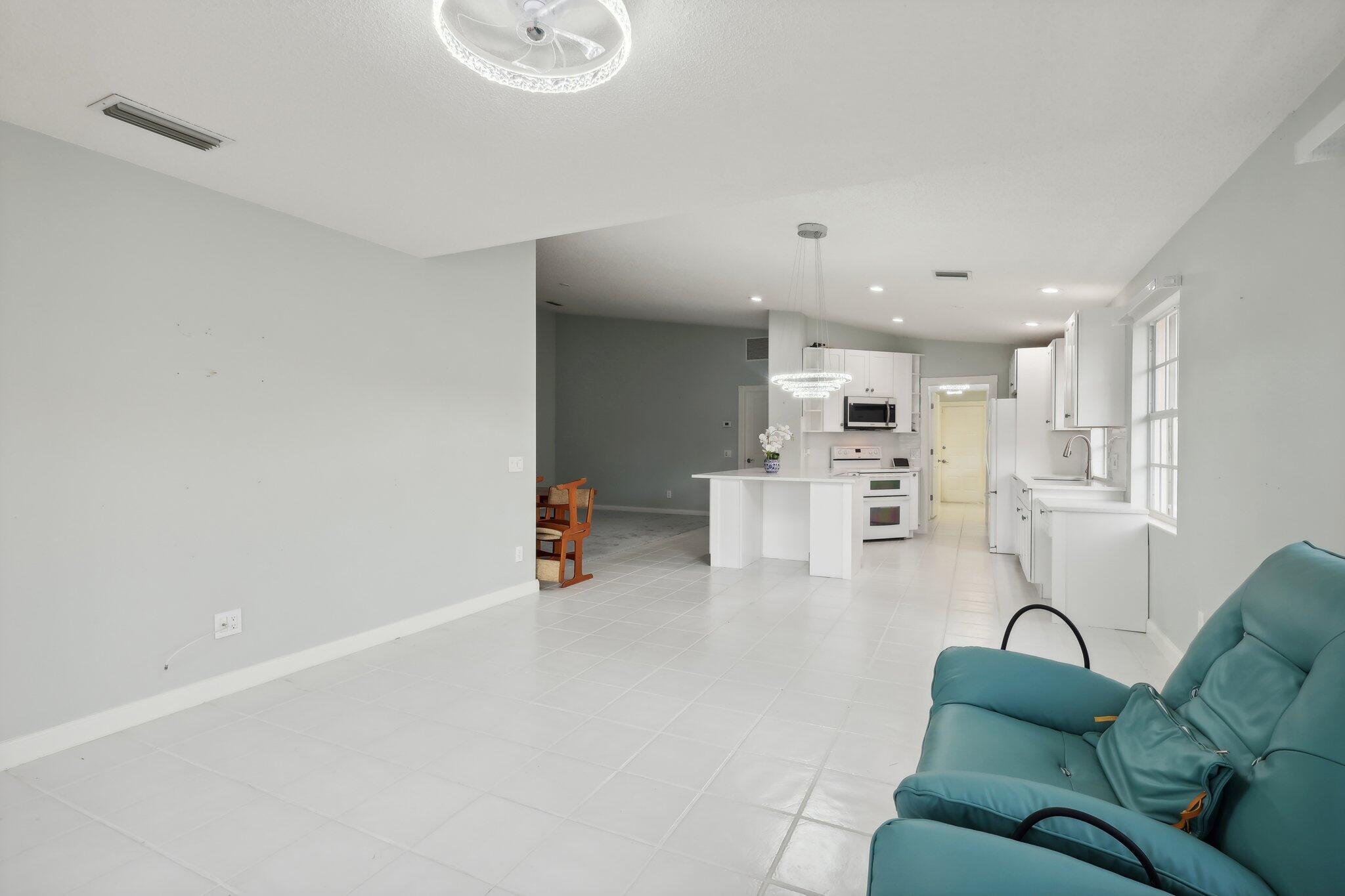 8276 SE Double Tree Drive