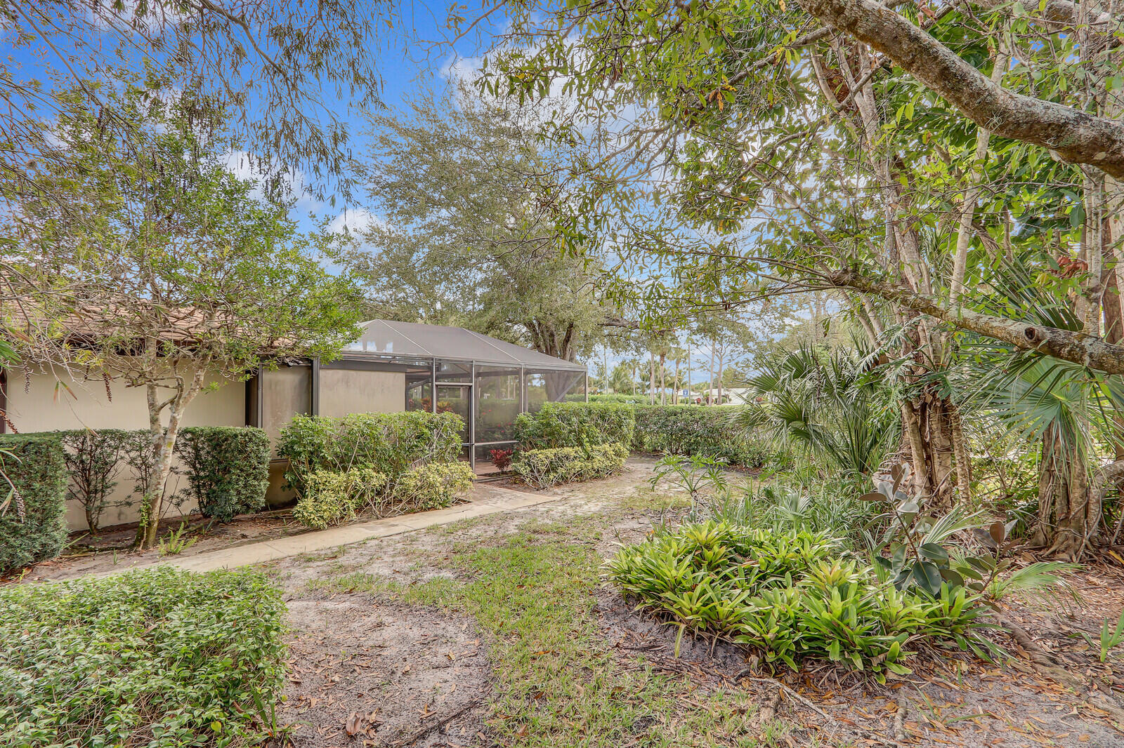 6292 SE Monticello Terrace