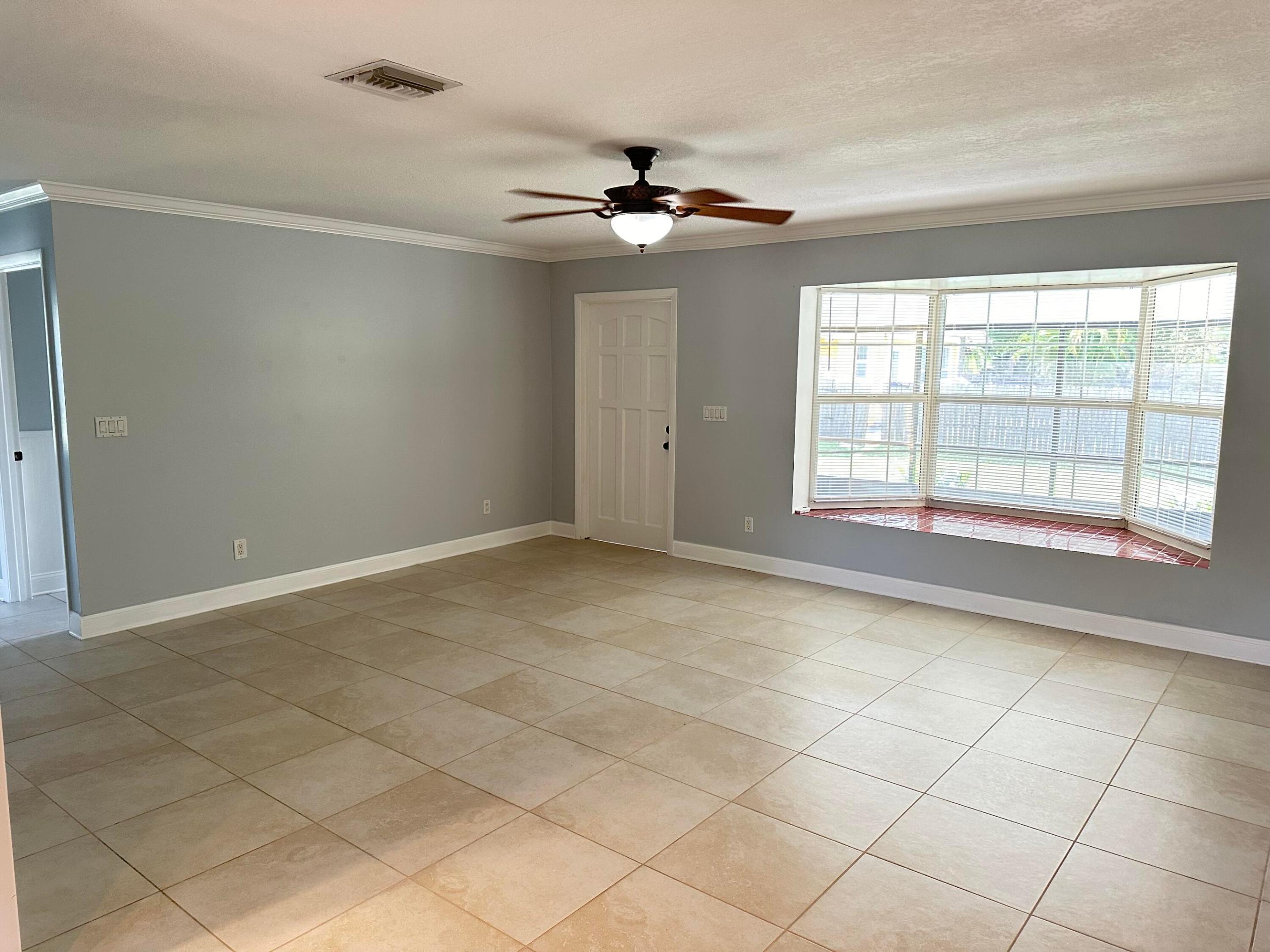 16119 122nd Drive N Cot