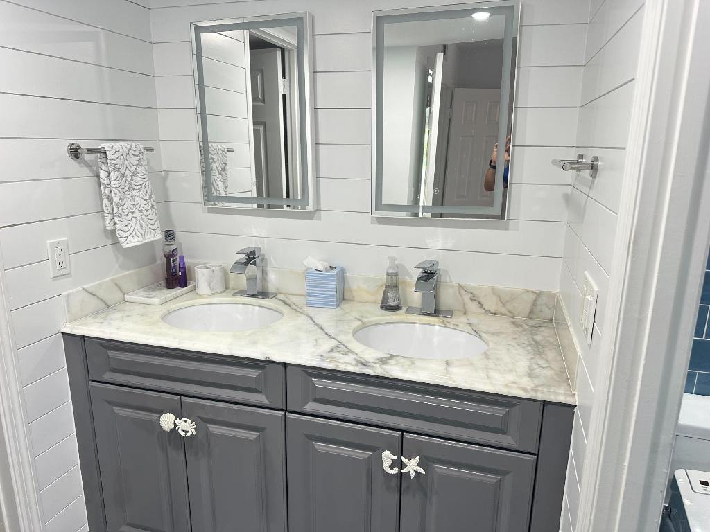 237 Seabreeze Circle