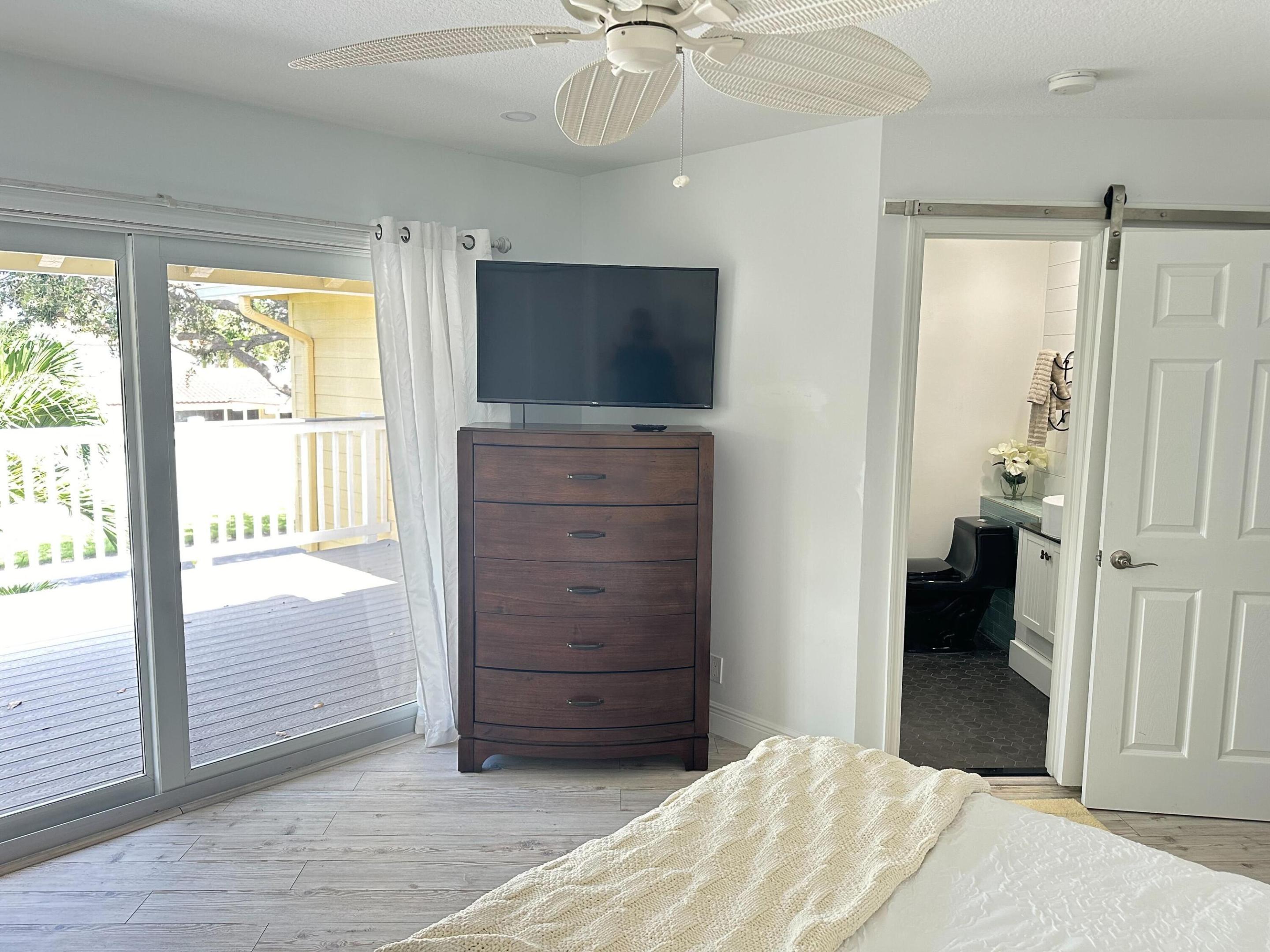 237 Seabreeze Circle
