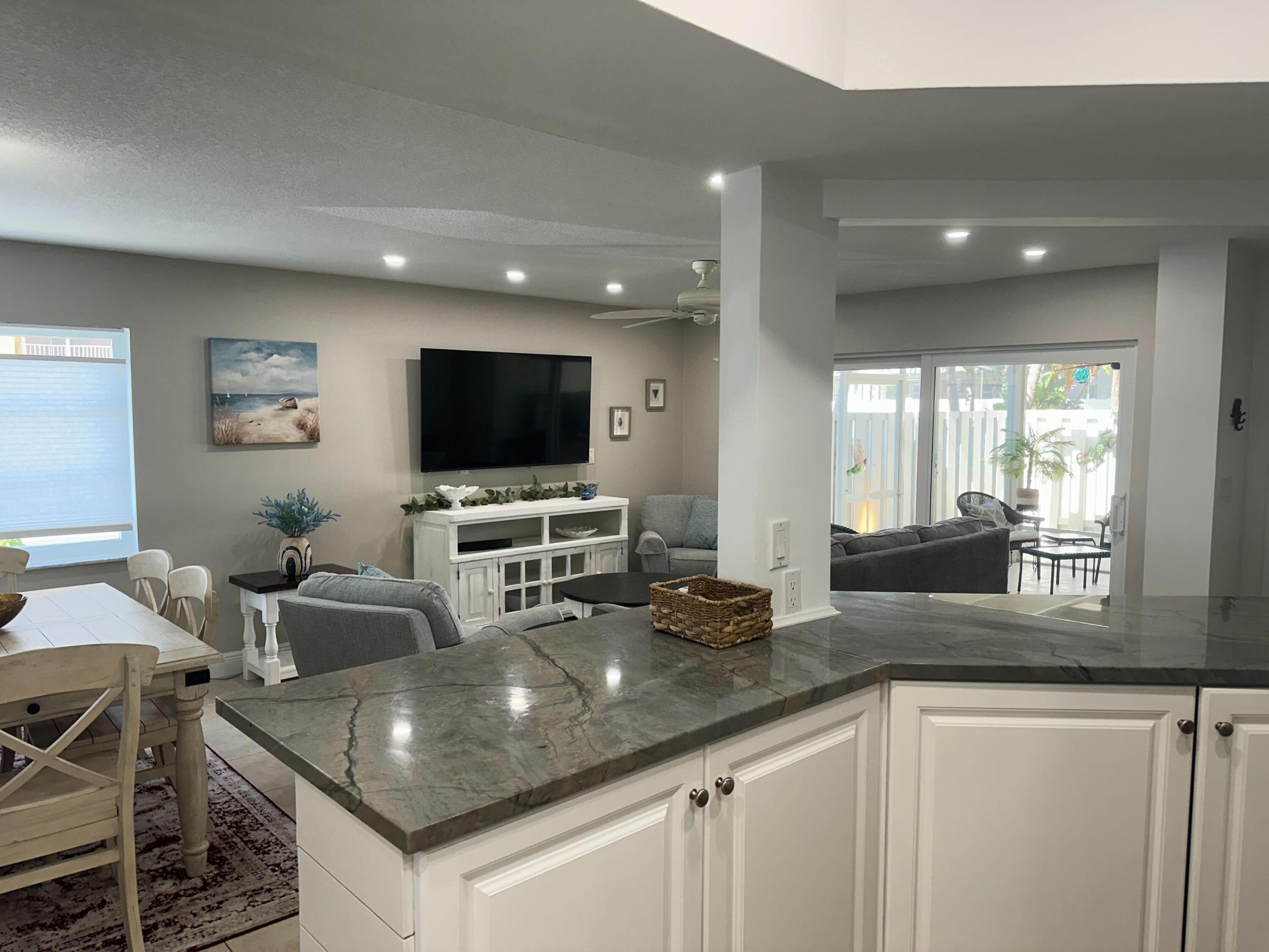 237 Seabreeze Circle