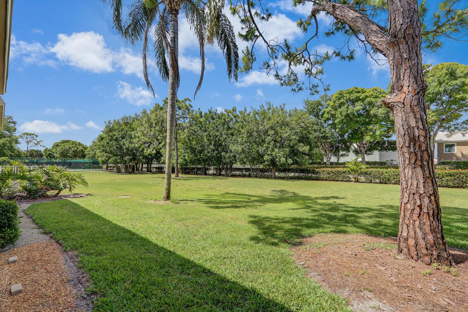 18081 SE Country Club Drive 2