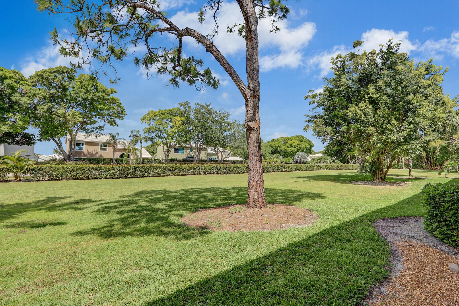 18081 SE Country Club Drive 2