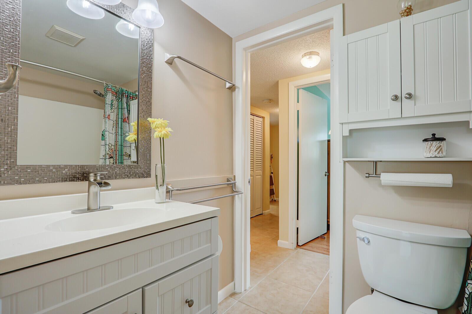 18081 SE Country Club Drive 2