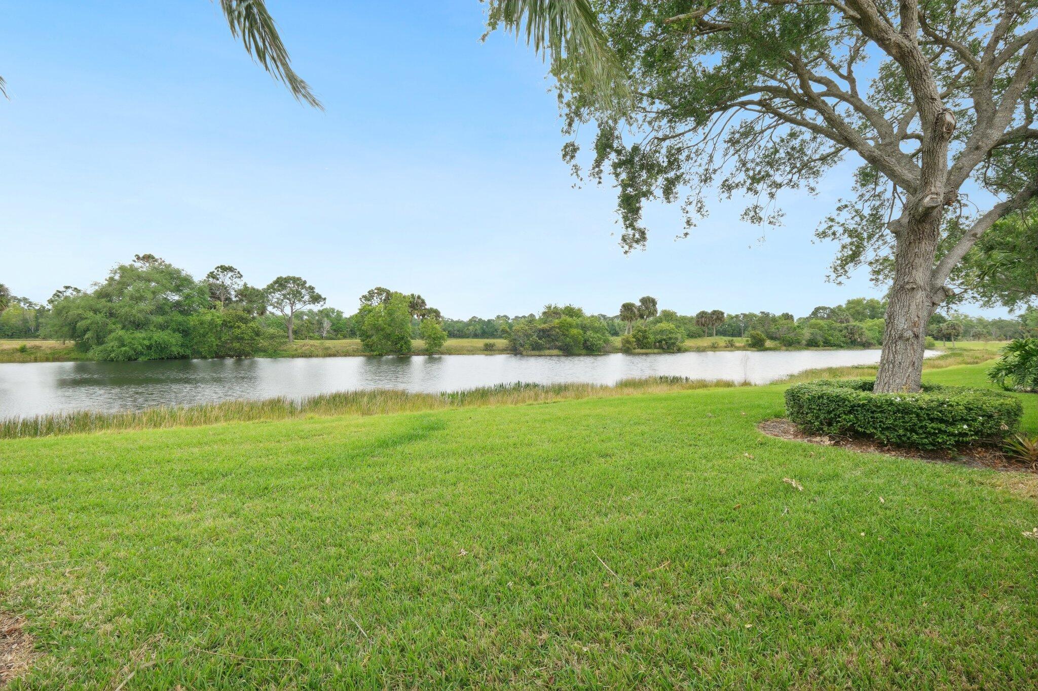 8136 SE Peppercorn Court