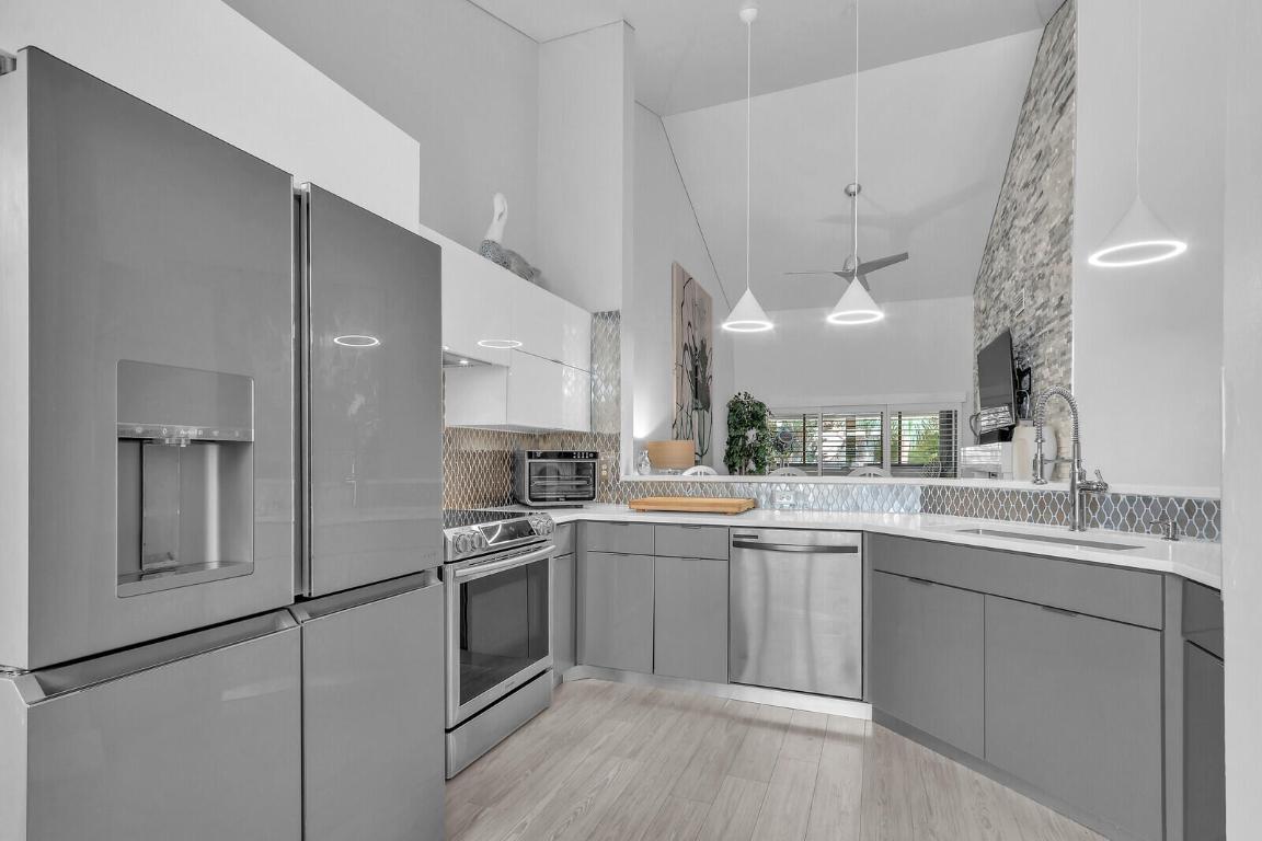 204 Sea Oats Drive F