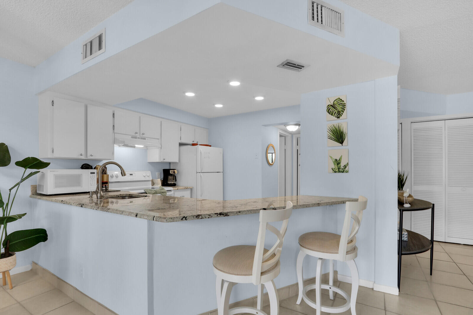 1605 S Us Highway 1 A204 A204