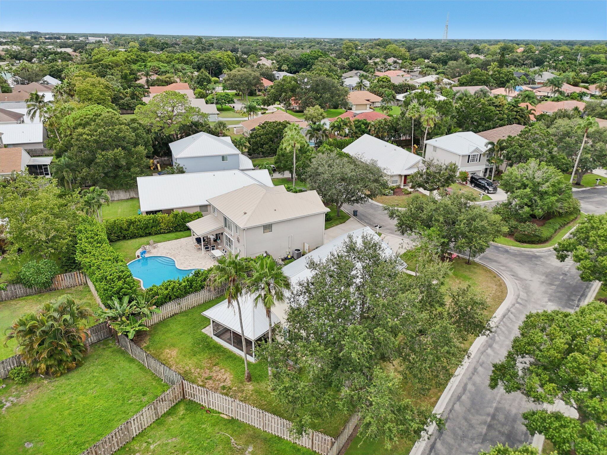 3142 SW Solitaire Palm Drive