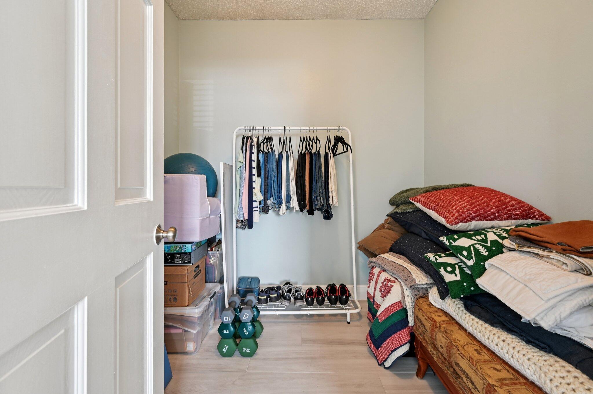 257 N Country Club Drive