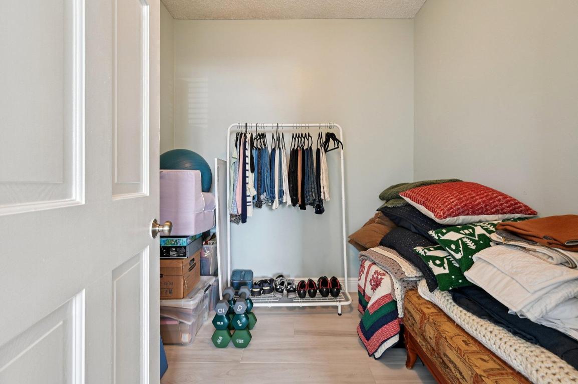 257 N Country Club Drive