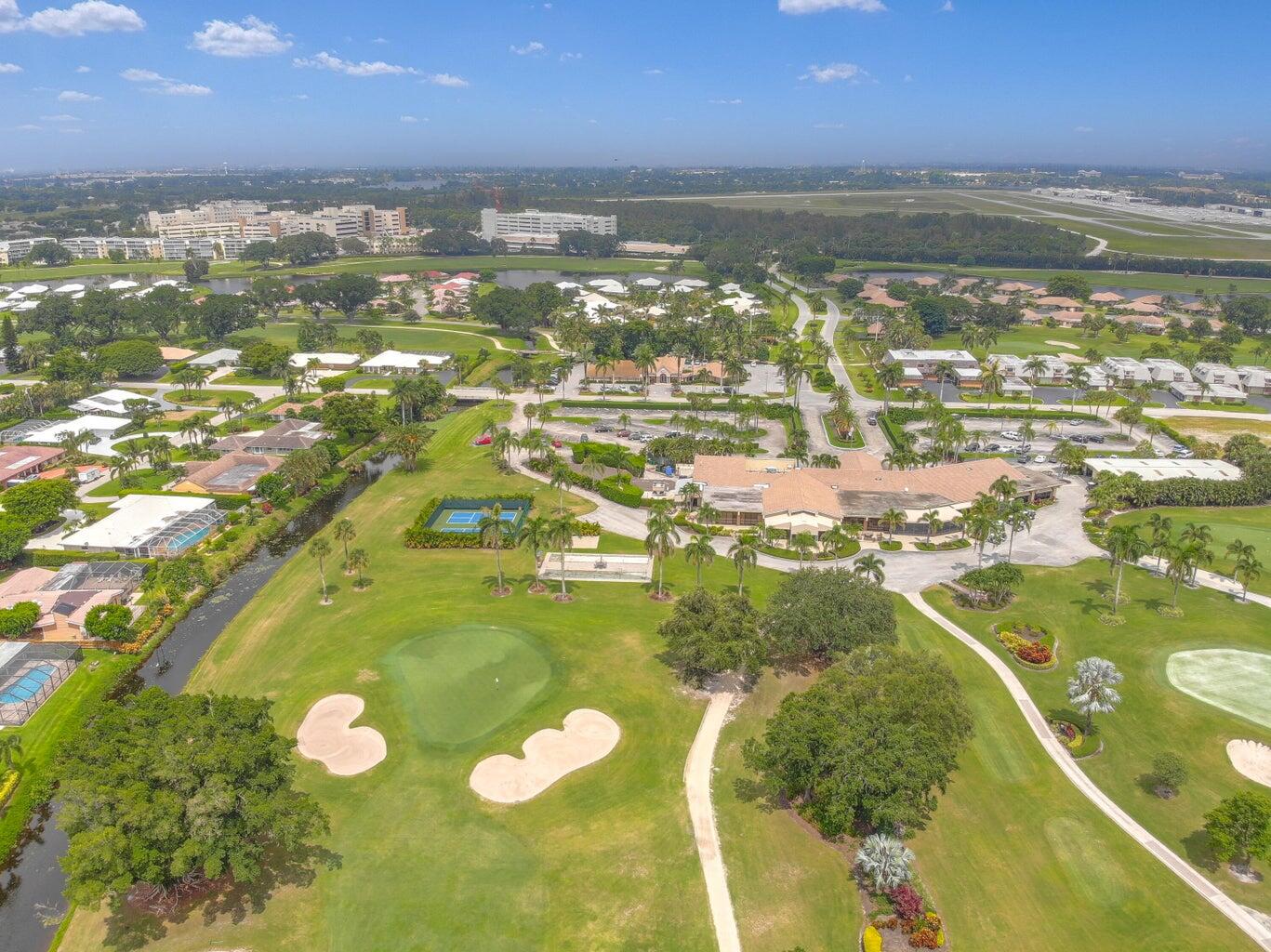 257 N Country Club Drive