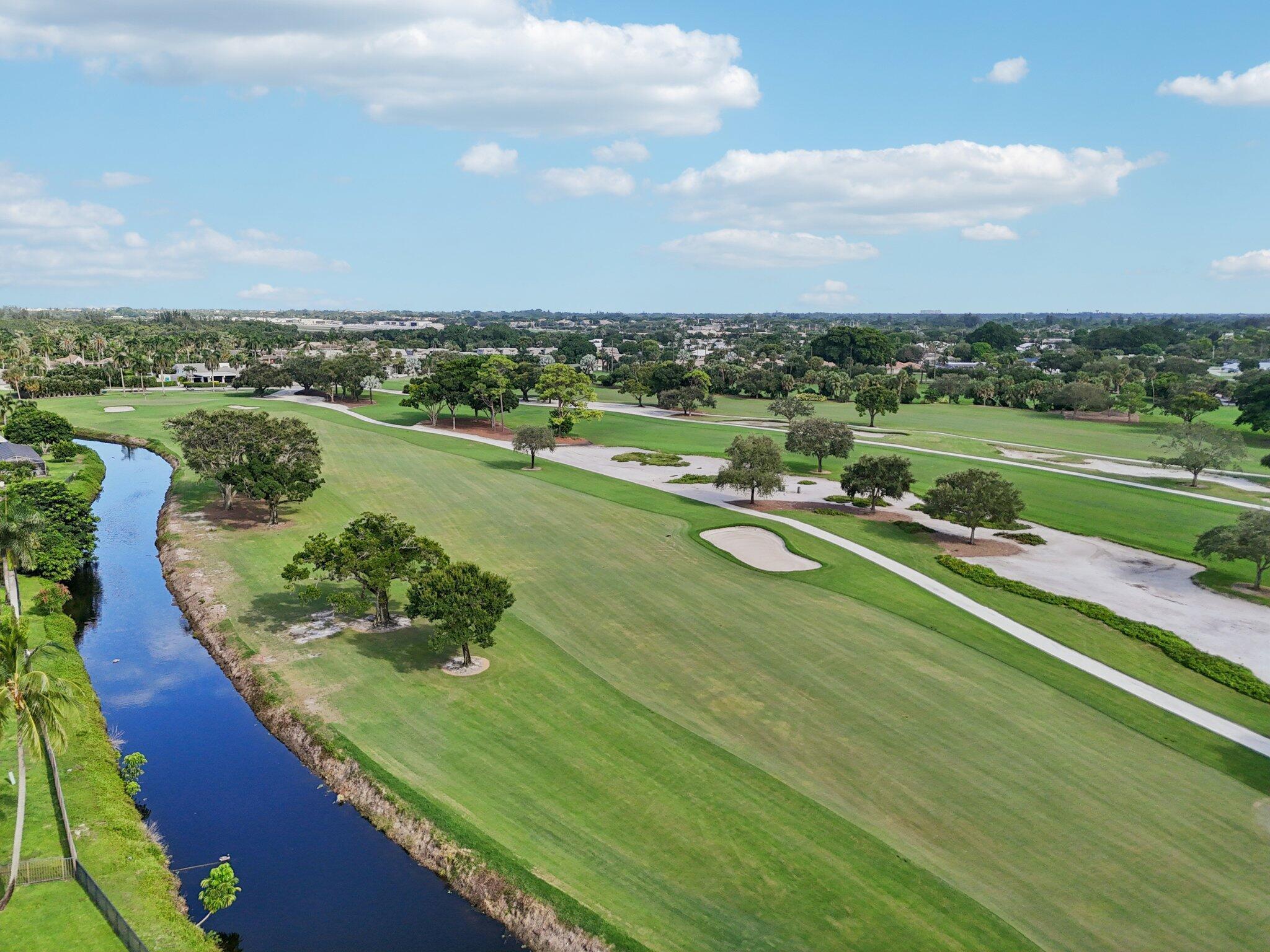 257 N Country Club Drive