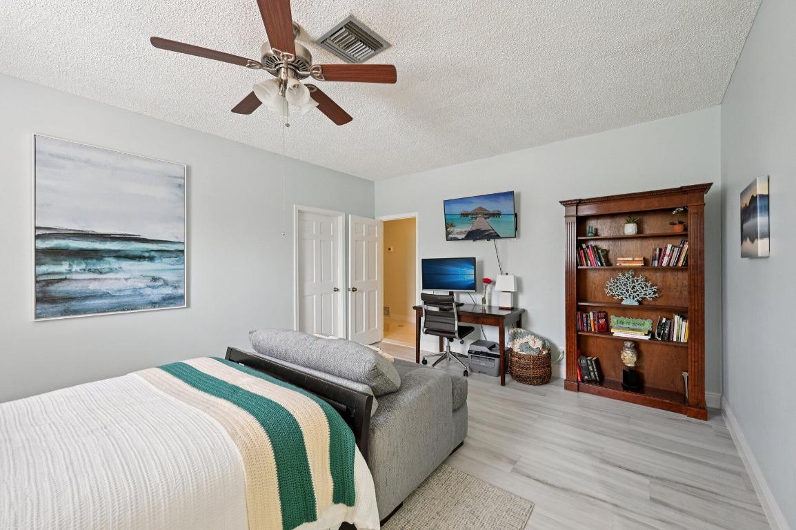 257 N Country Club Drive