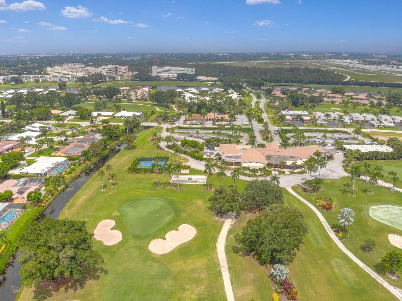 257 N Country Club Drive