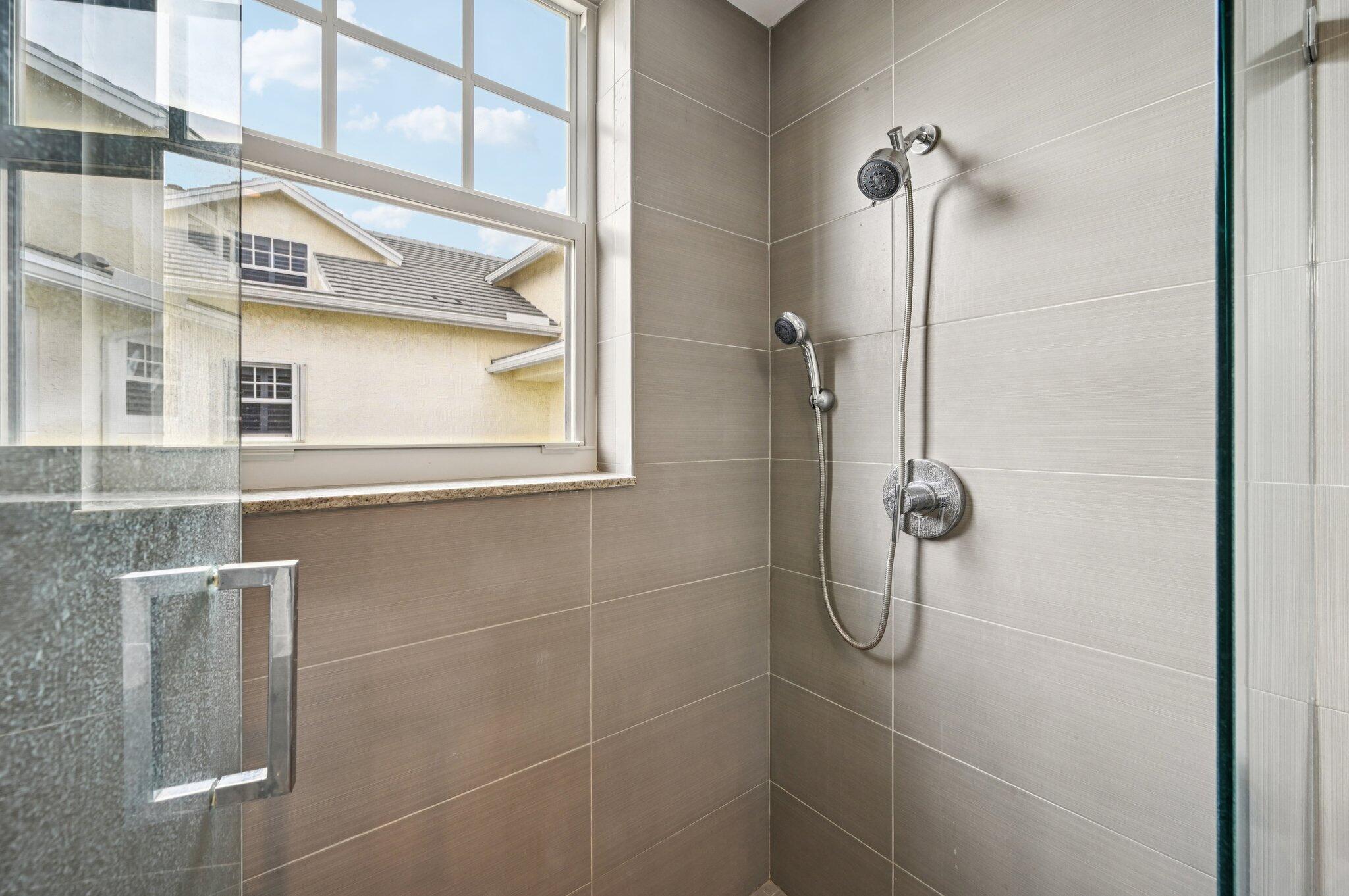 1909 Mainsail Circle