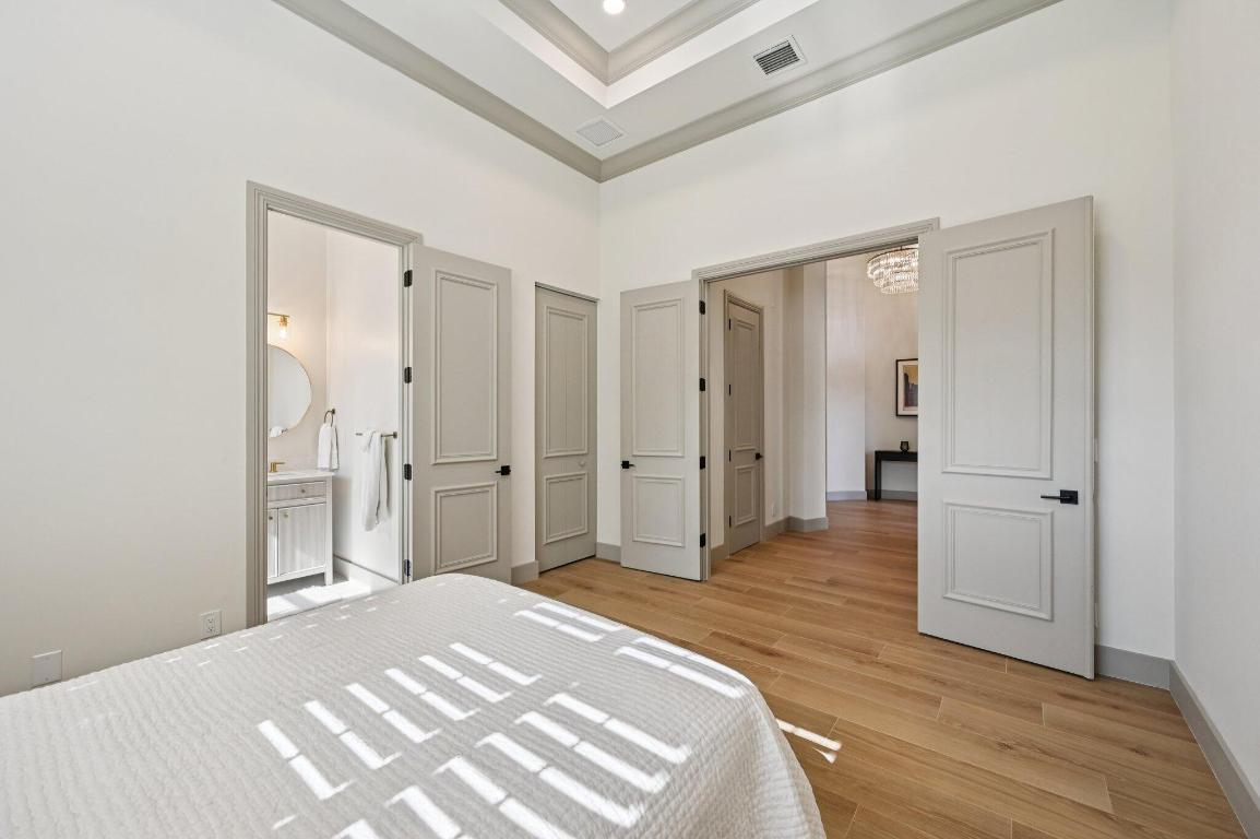 9936 SE Sandpine Lane