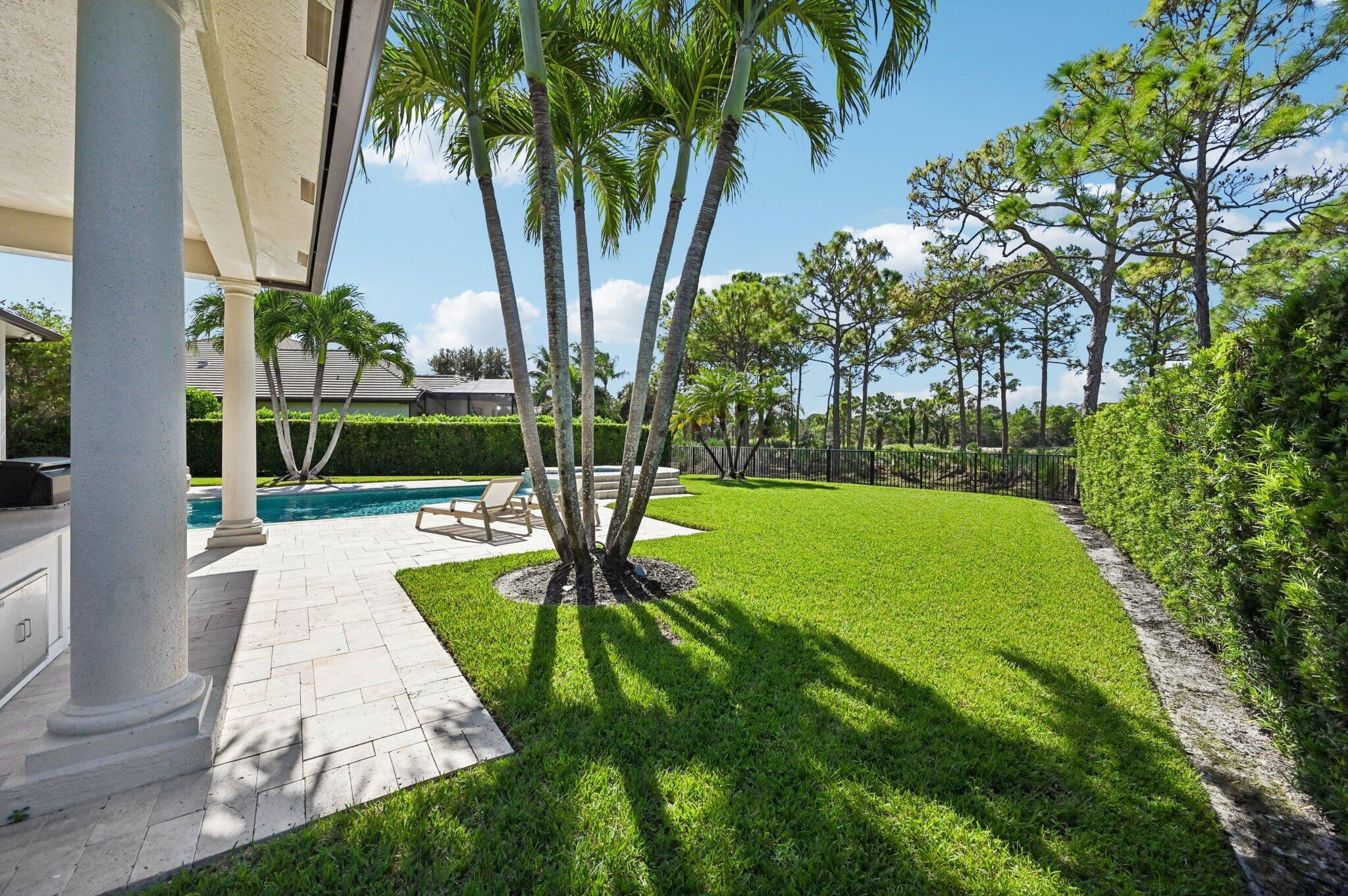 9936 SE Sandpine Lane