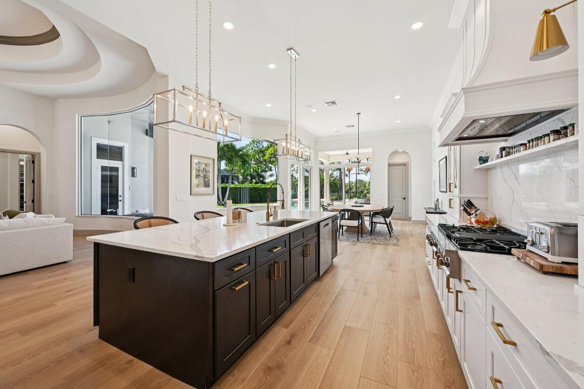 9936 SE Sandpine Lane