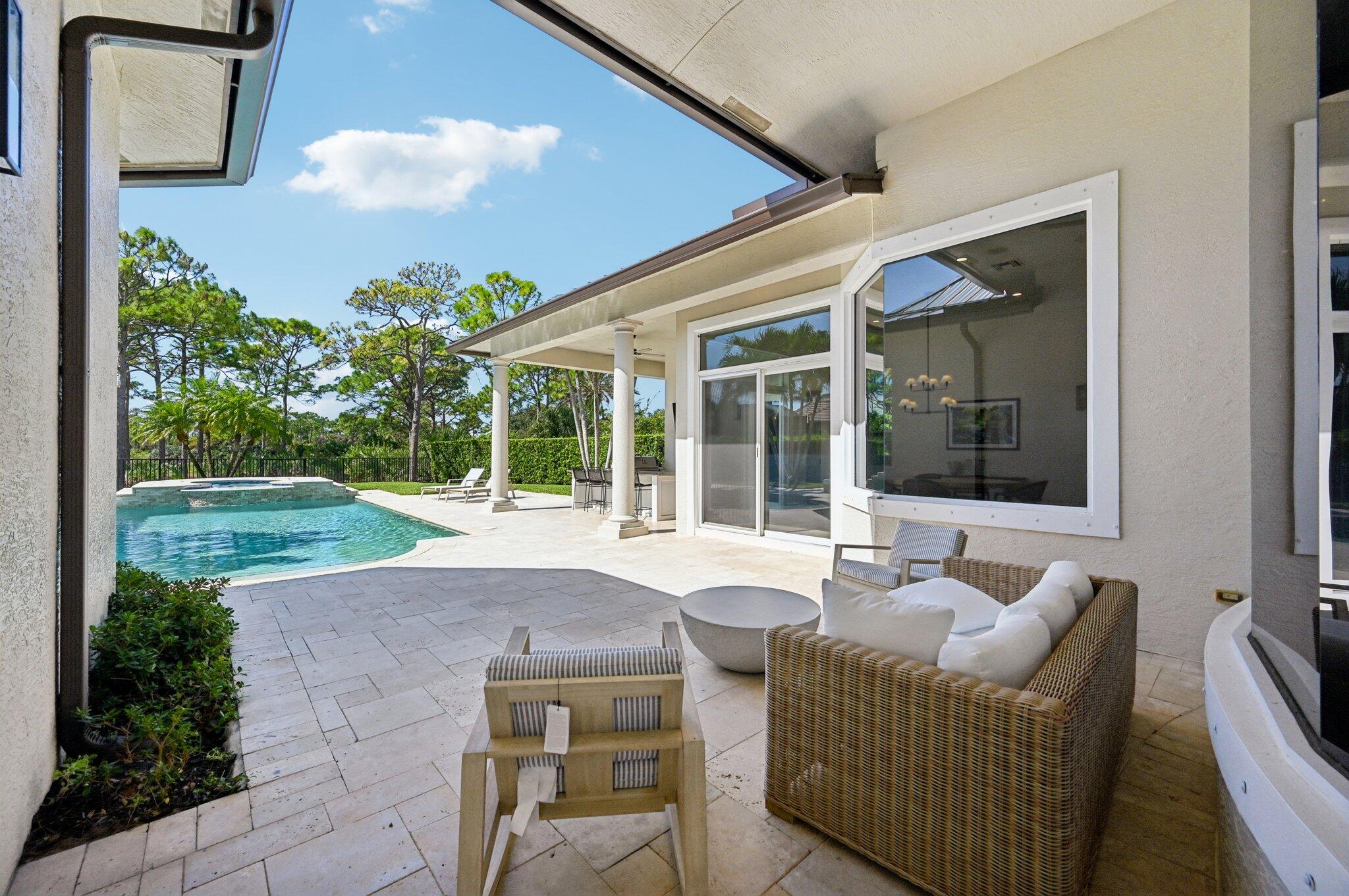 9936 SE Sandpine Lane