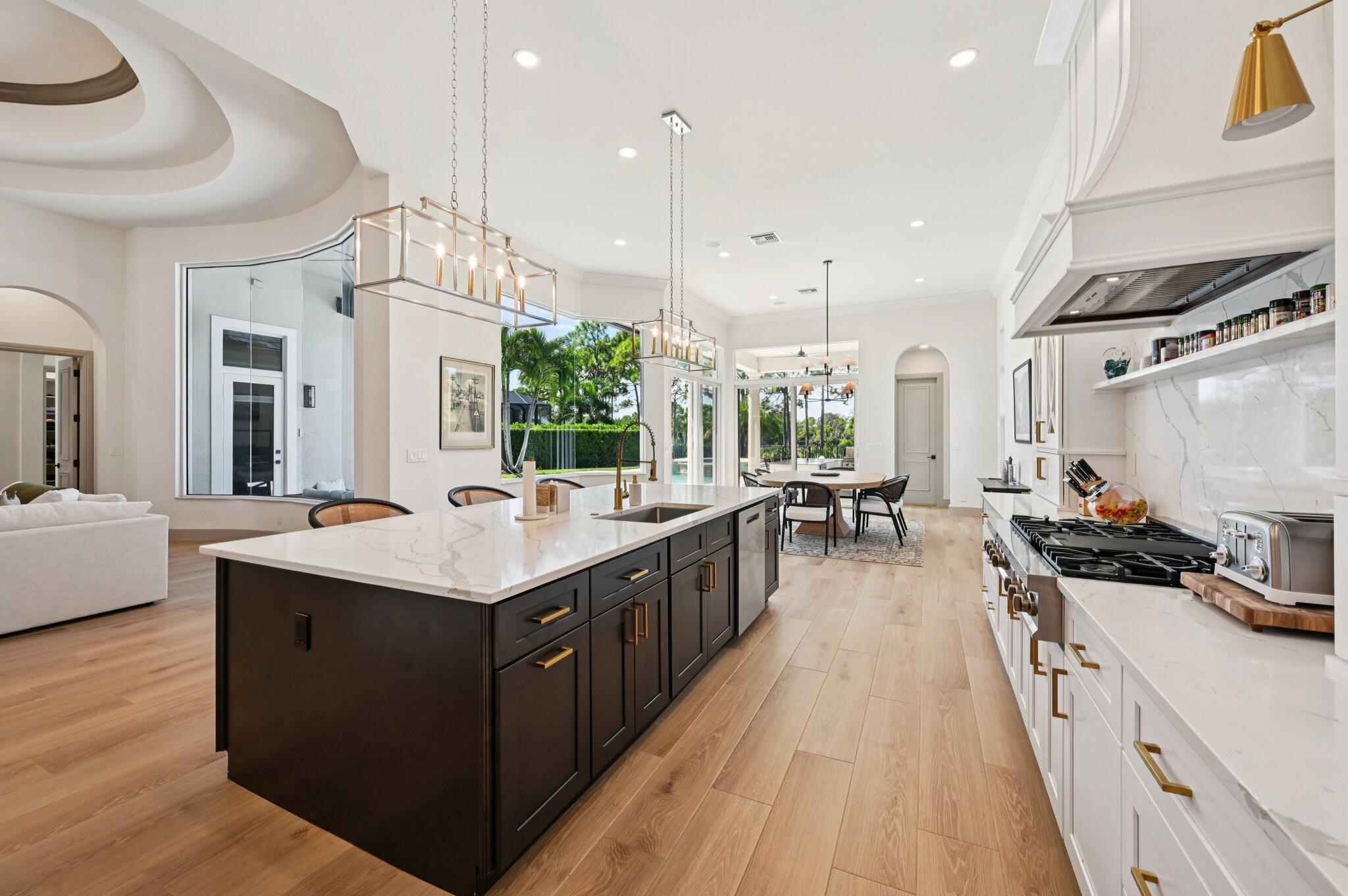 9936 SE Sandpine Lane