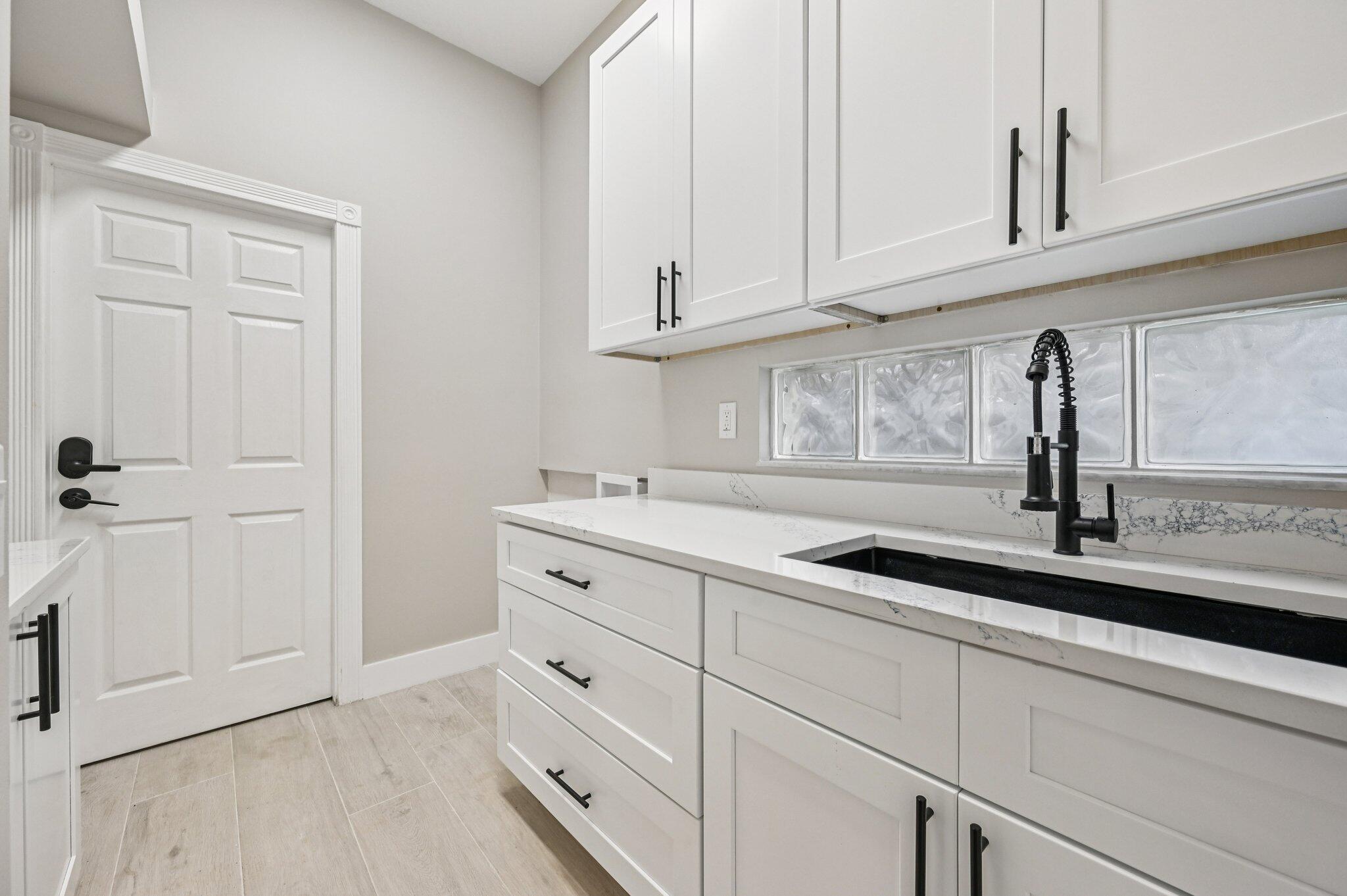 8774 SE Retreat Drive