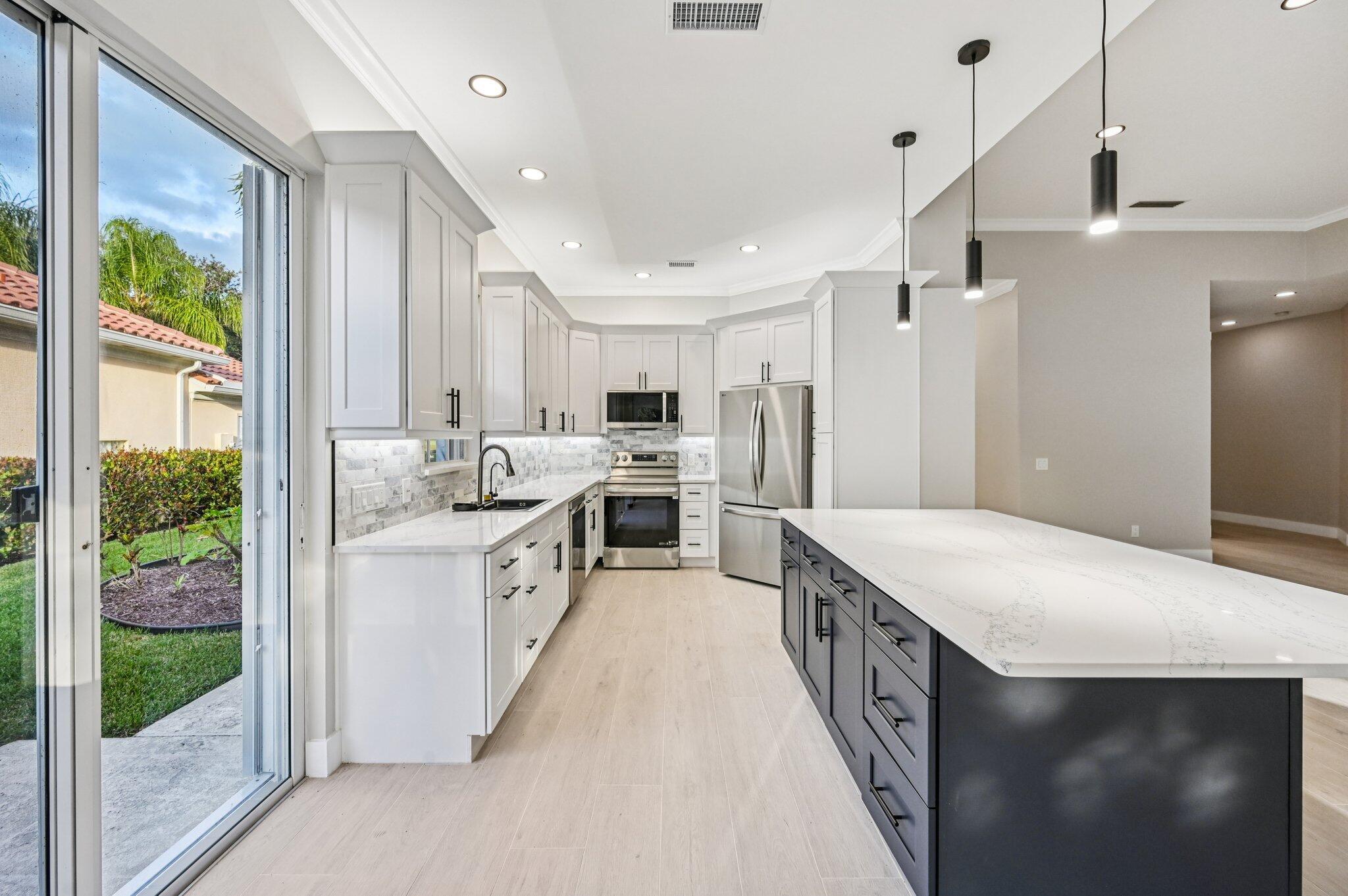 8774 SE Retreat Drive