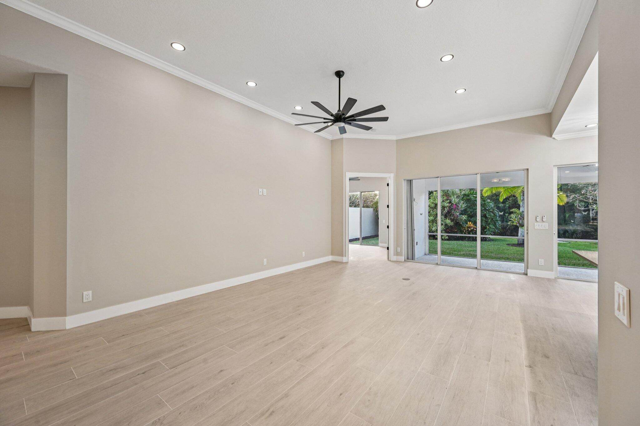 8774 SE Retreat Drive