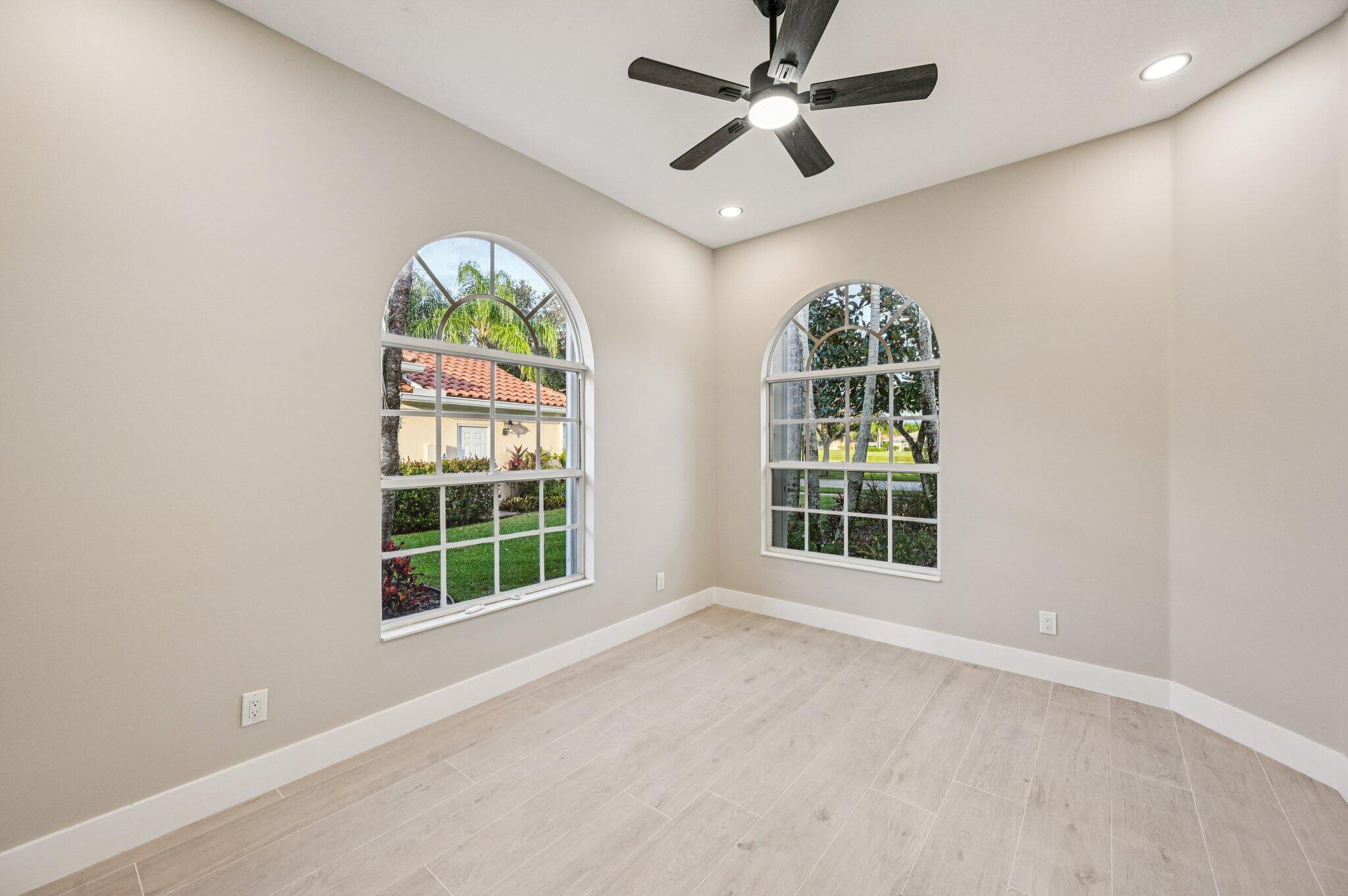 8774 SE Retreat Drive