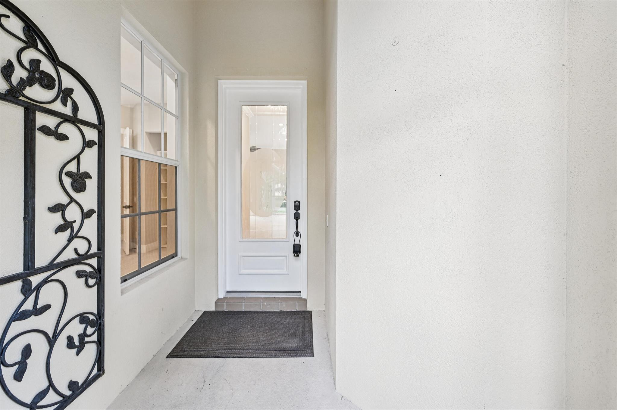 8774 SE Retreat Drive