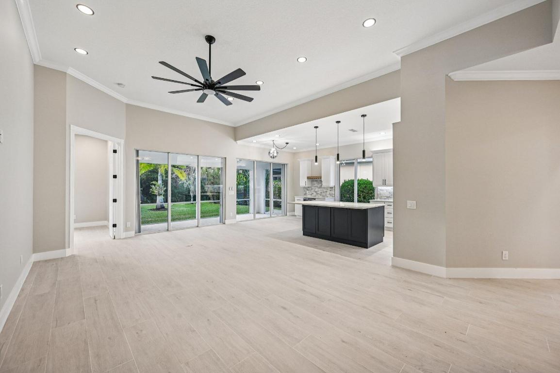 8774 SE Retreat Drive