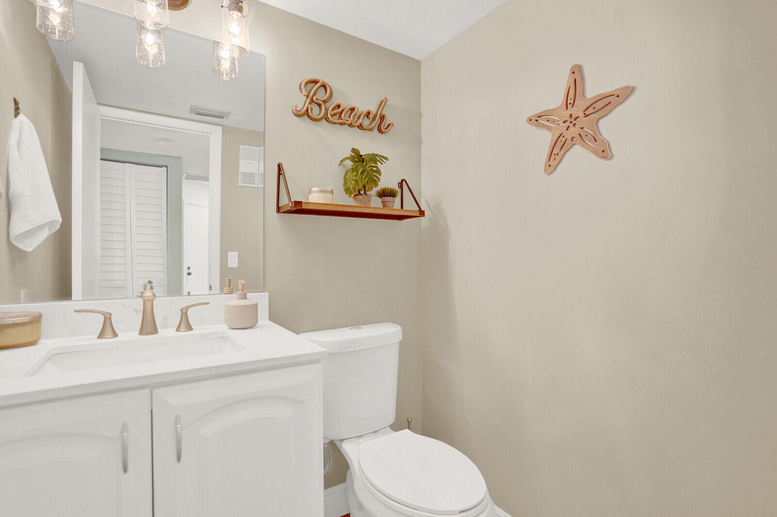 1605 S Us Highway 1 202v5