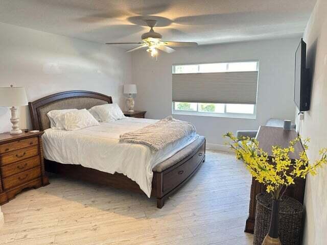 237 Seabreeze Circle