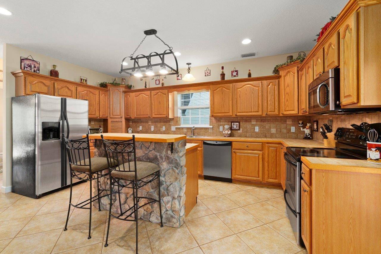 405 SE Salerno Road